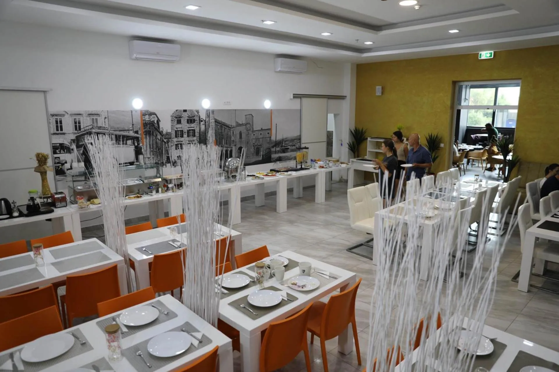 Restaurant/places to eat in Hotel D'Elegant Dubrovnik