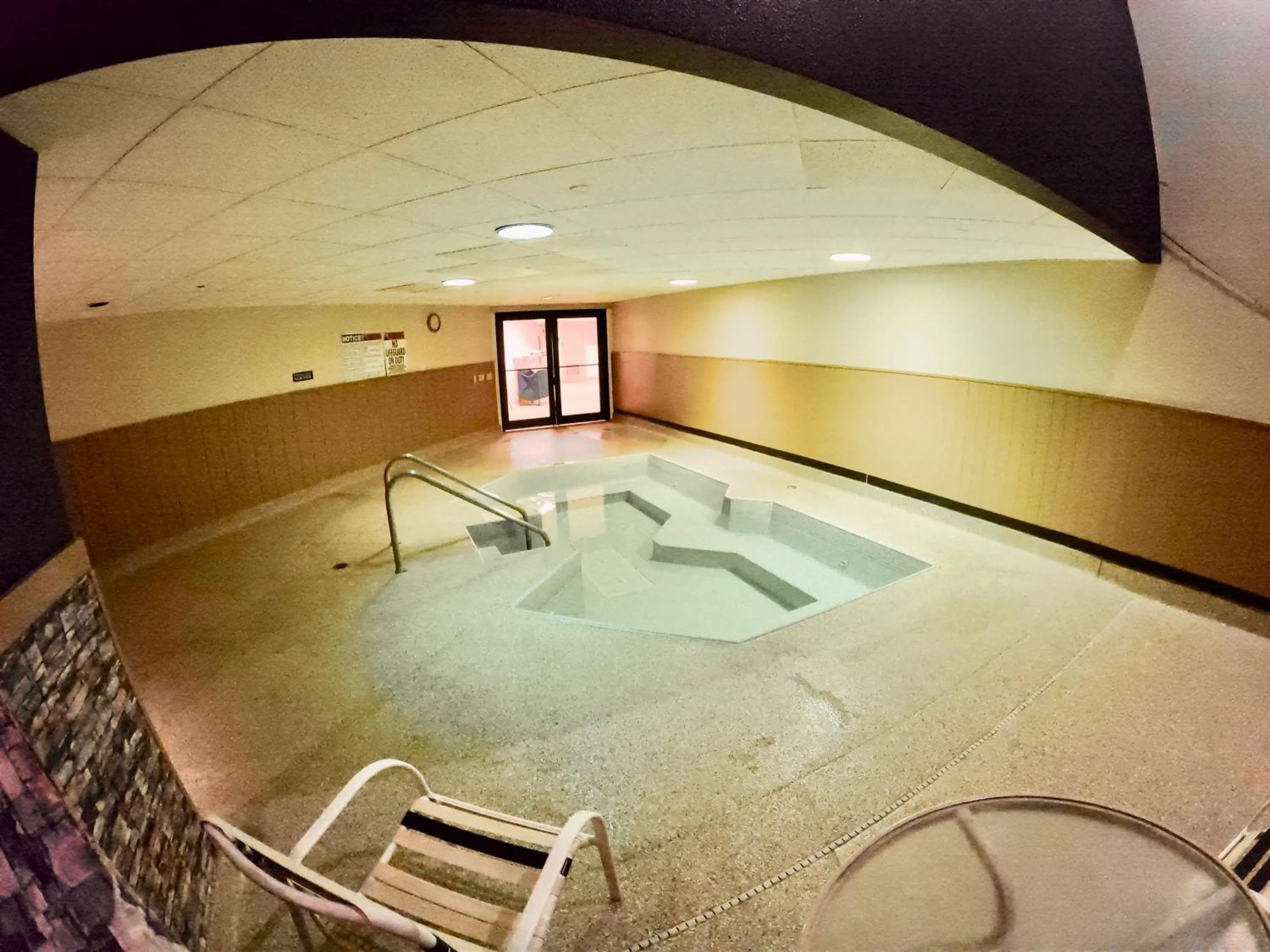 Hot Tub in Hotel Mead Resorts & Conventions Center