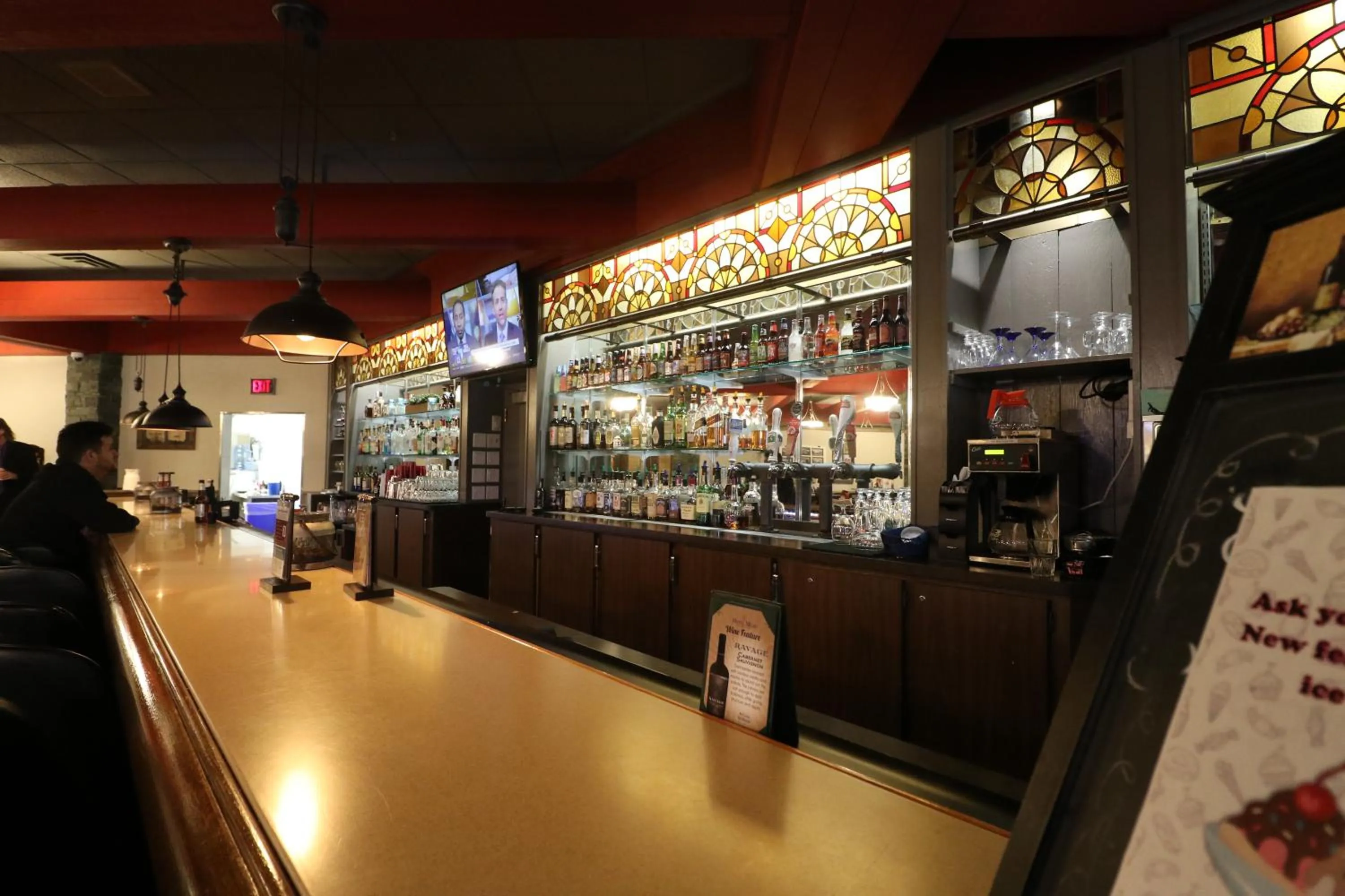 People in Hotel Mead Resorts & Conventions Center