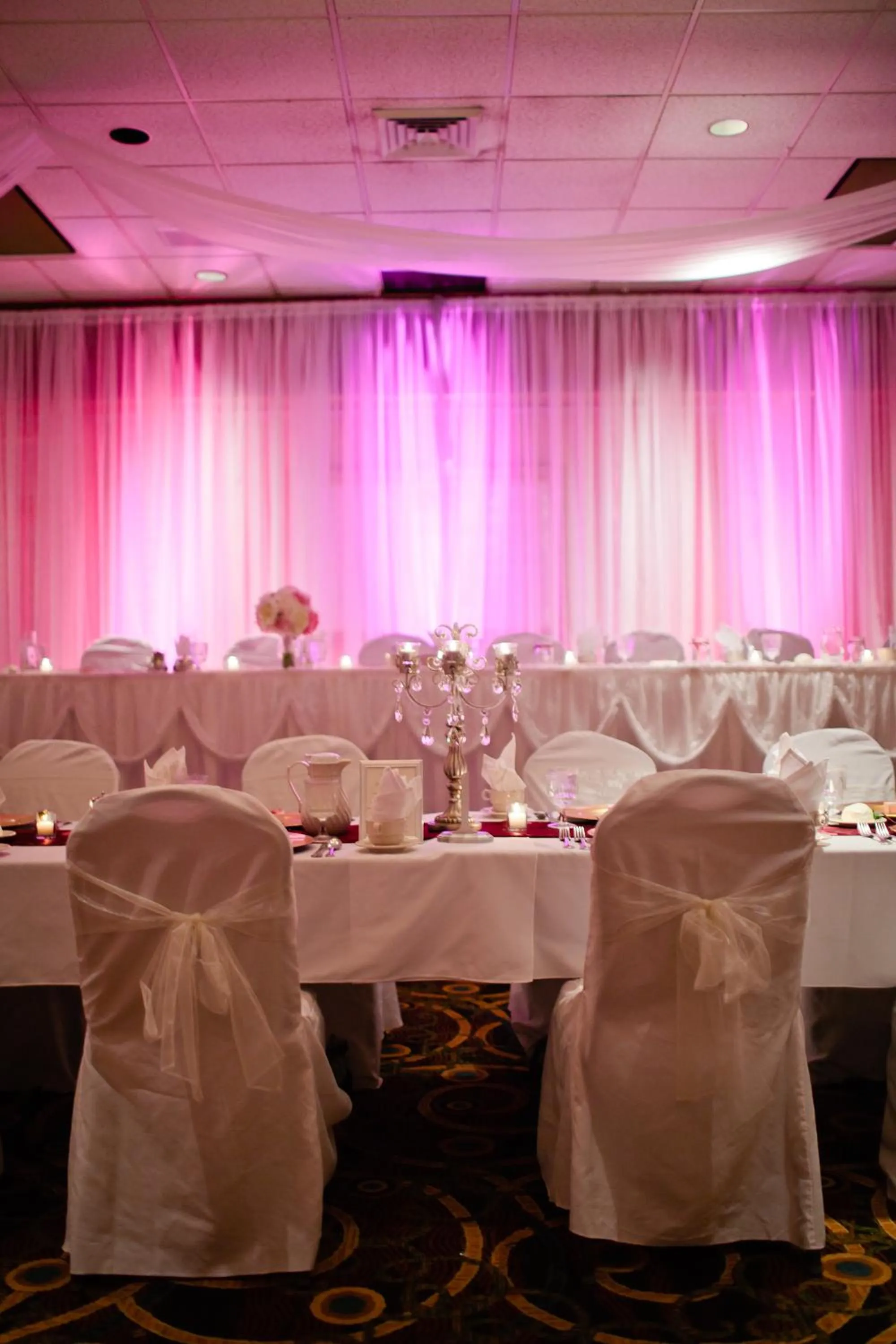 wedding in Hotel Mead Resorts & Conventions Center