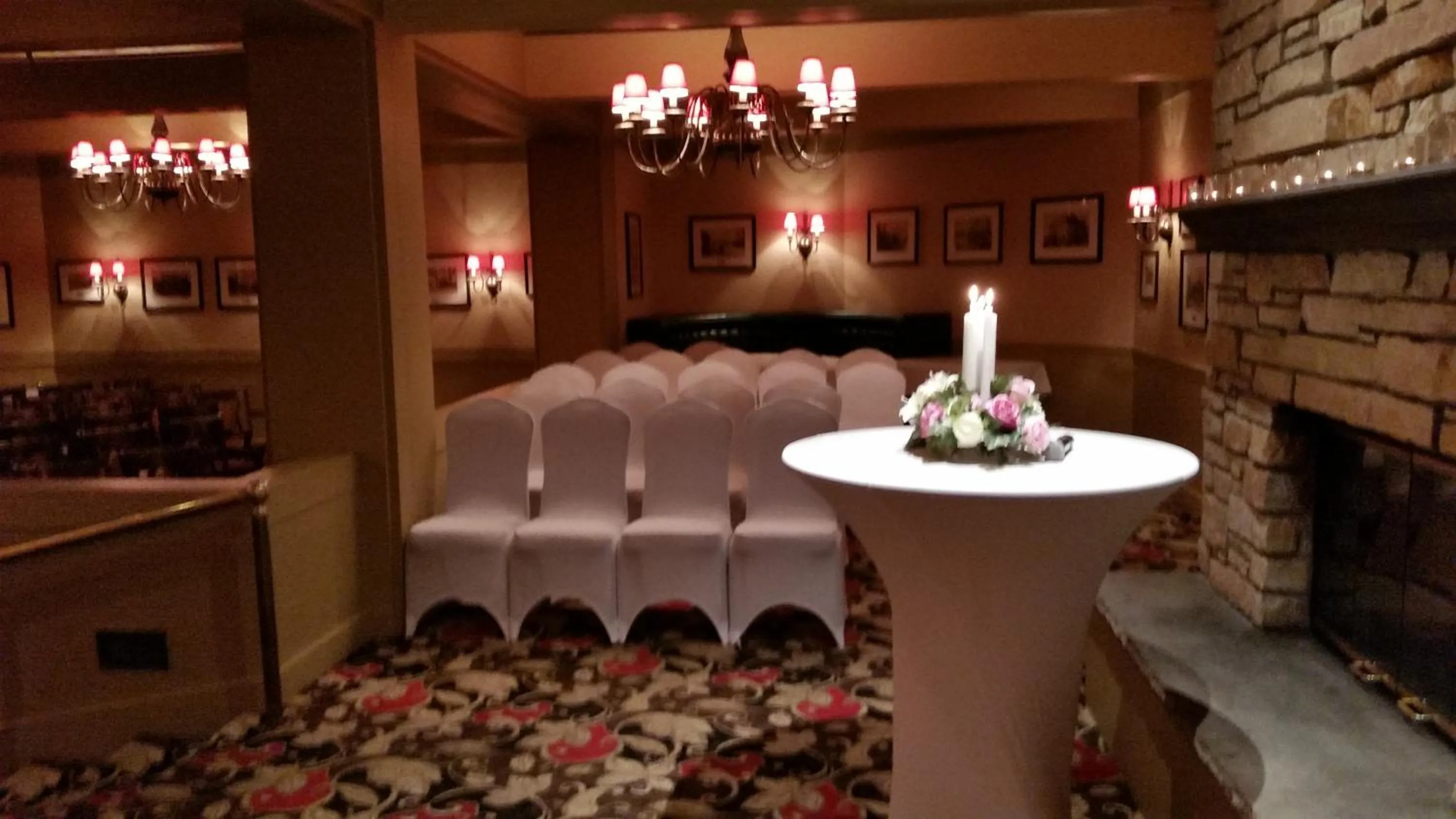 Living room in Hotel Mead Resorts & Conventions Center