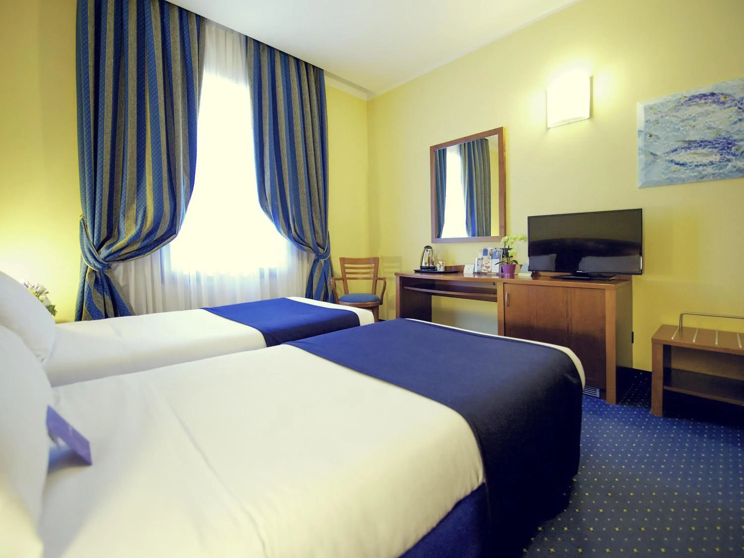 Bedroom, Bed in Mercure Genova San Biagio Bedroom, Bed in Mercure Genova San Biagio