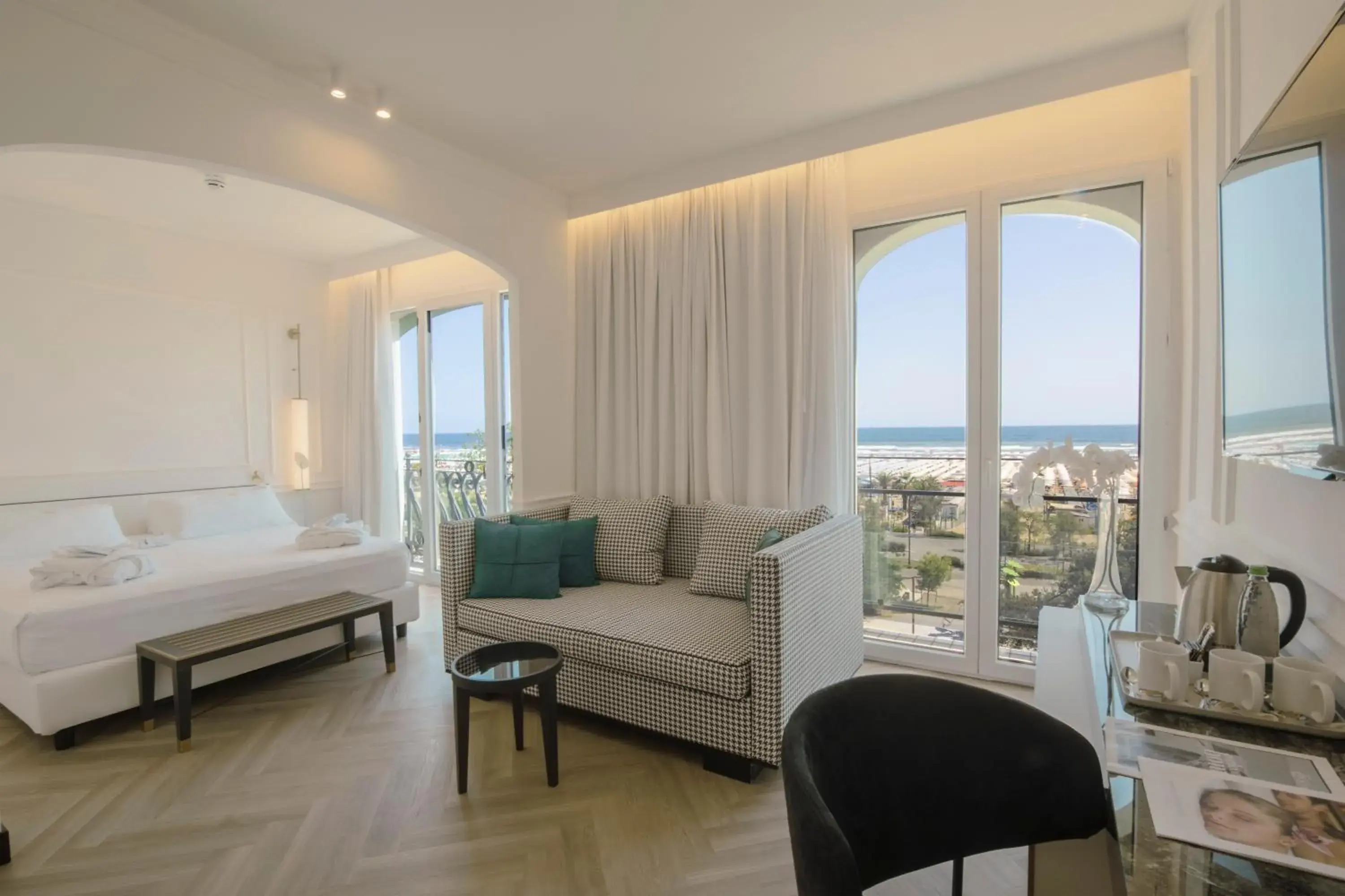 Bed in Hotel De Londres Bed in Hotel De Londres