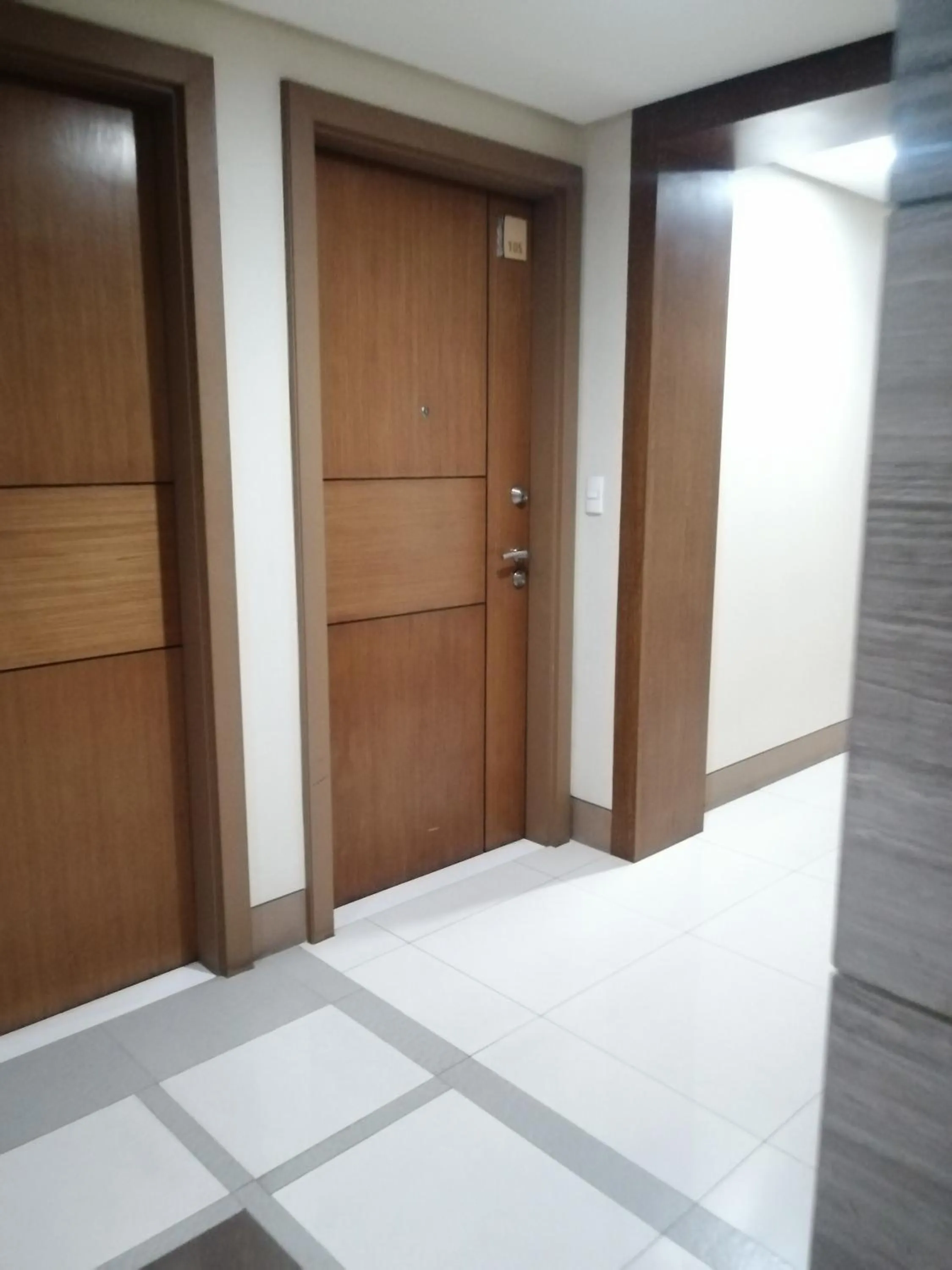 elevator in Palm Tree Two Villas