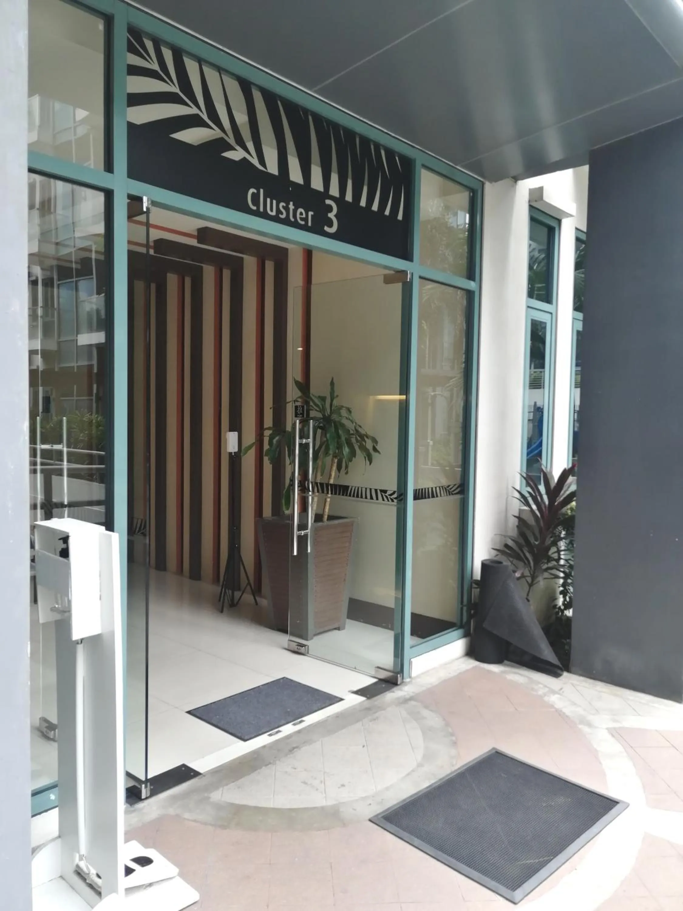 Facade/entrance in Palm Tree Two Villas