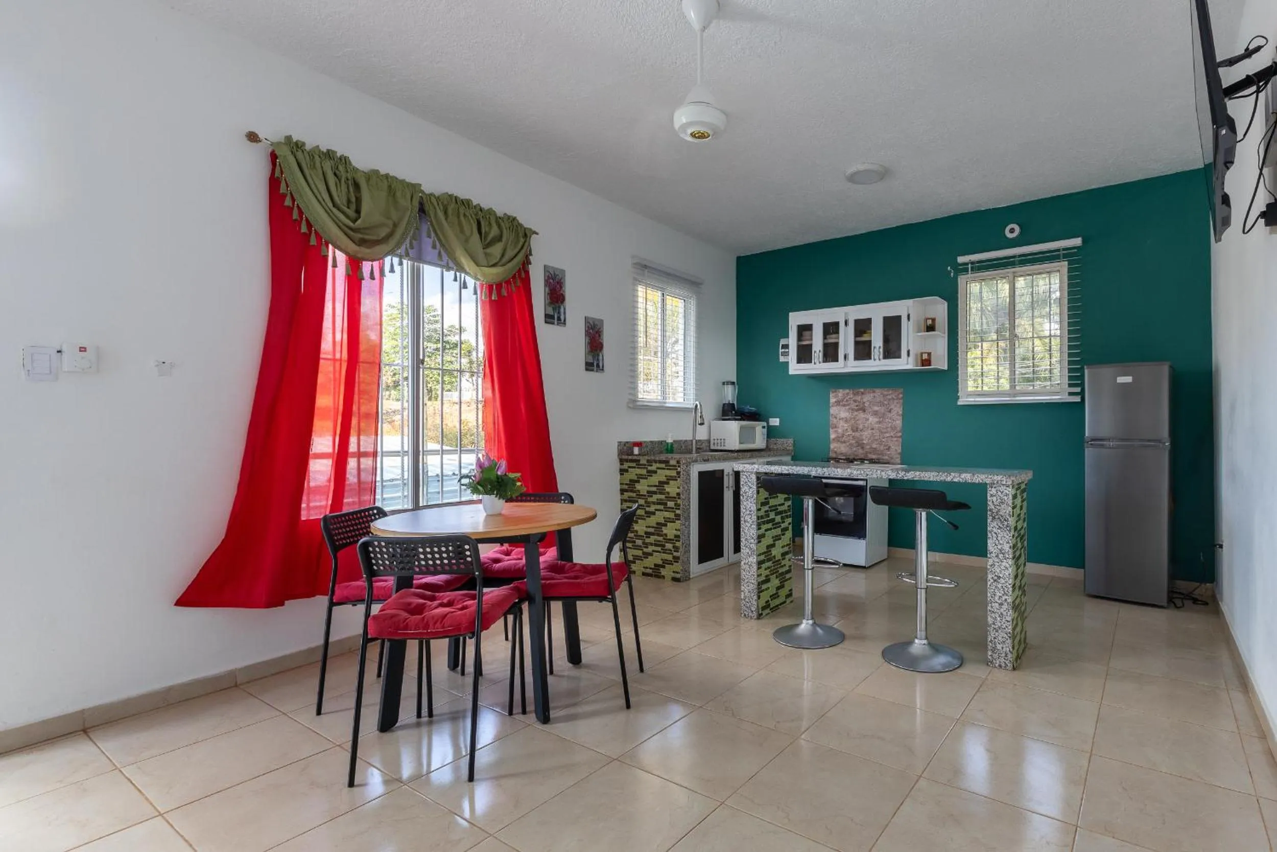 Kitchen or kitchenette in EDMA APARTAHOTEL