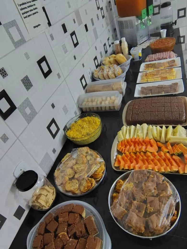 Buffet breakfast in Hotel off