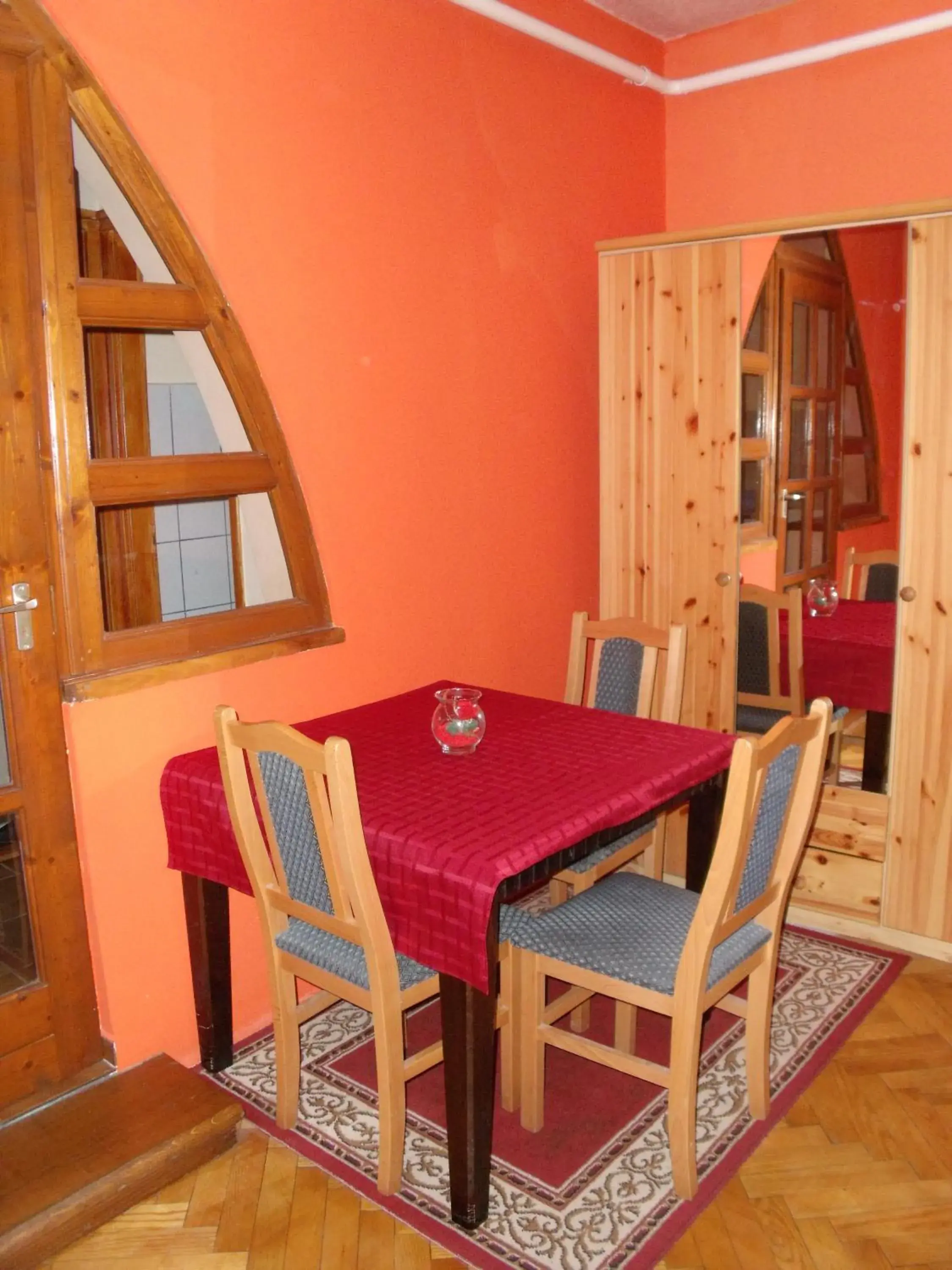 One-Bedroom Apartment in Viola Vendégház One-Bedroom Apartment in Viola Vendégház
