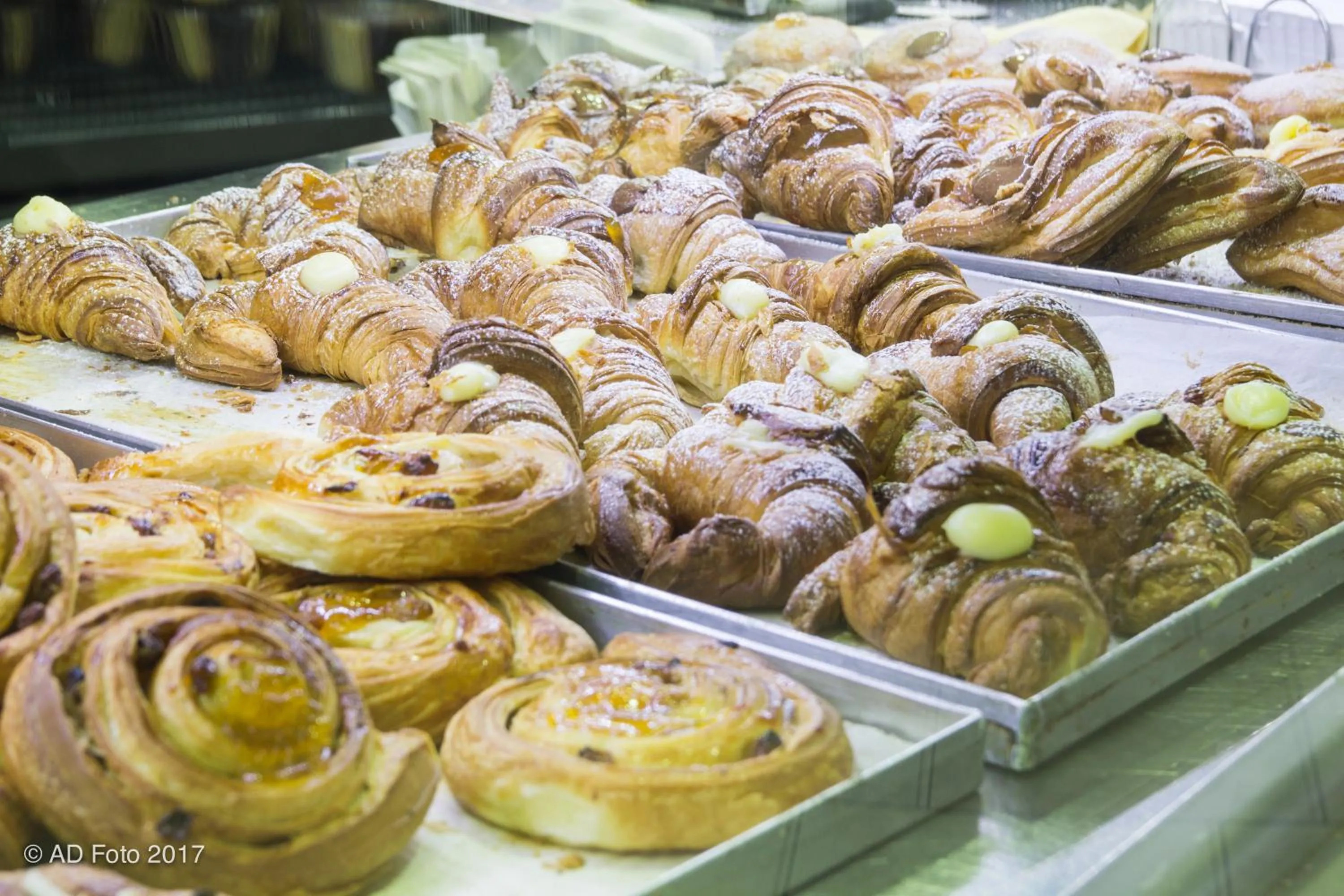 Breakfast in Seven Suites