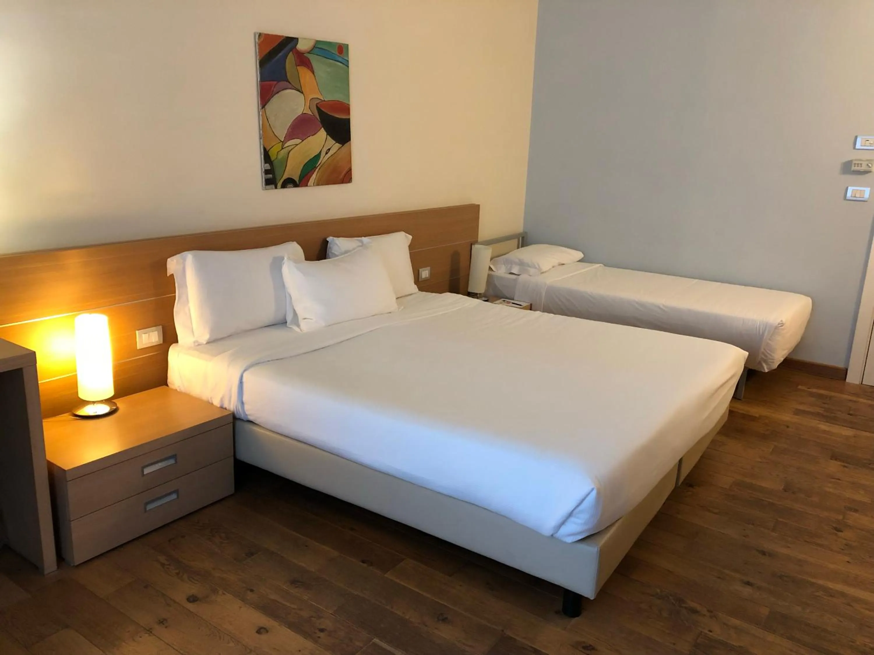 Bed in PHI Park Hotel Alcione