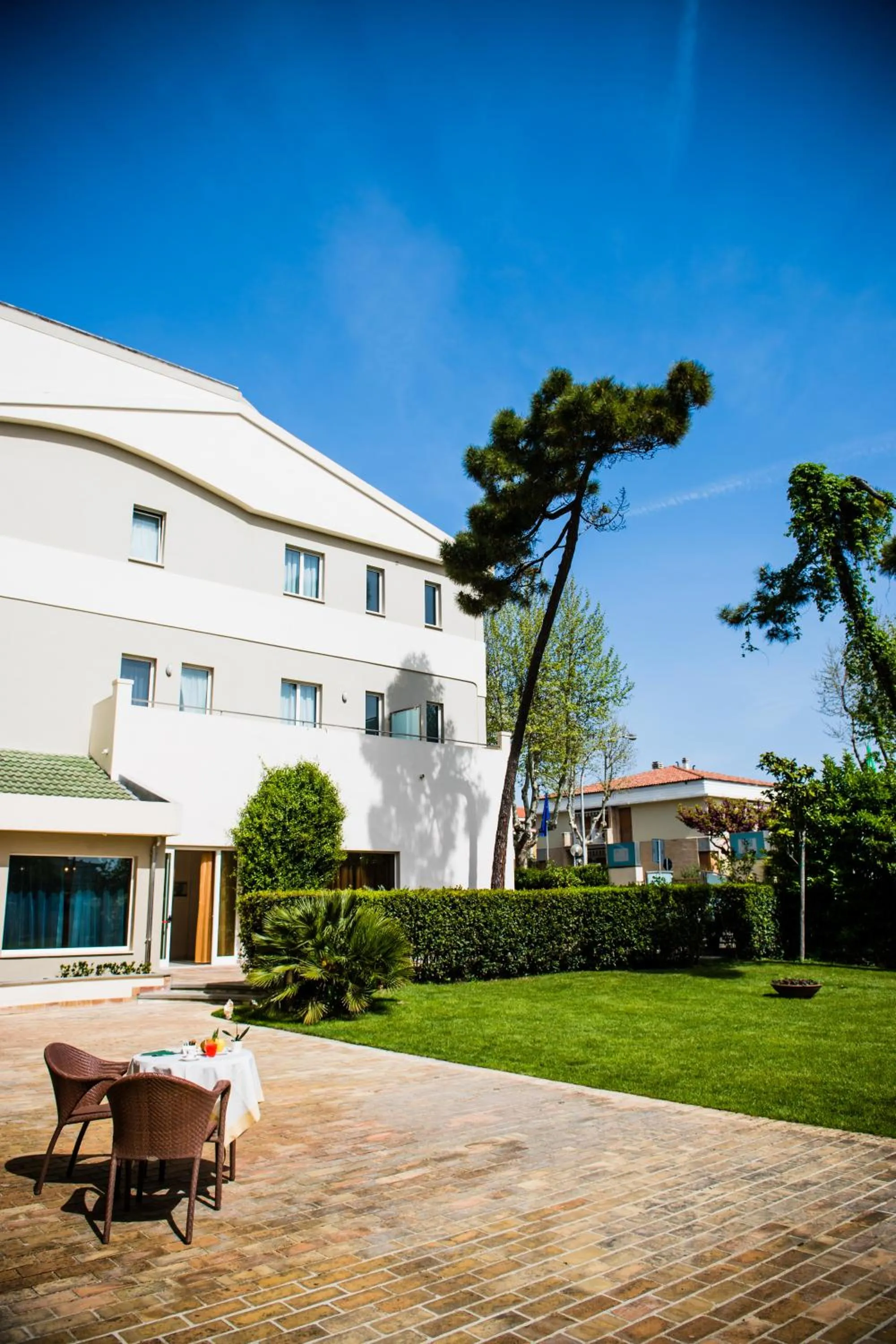 Garden, Property Building in PHI Park Hotel Alcione