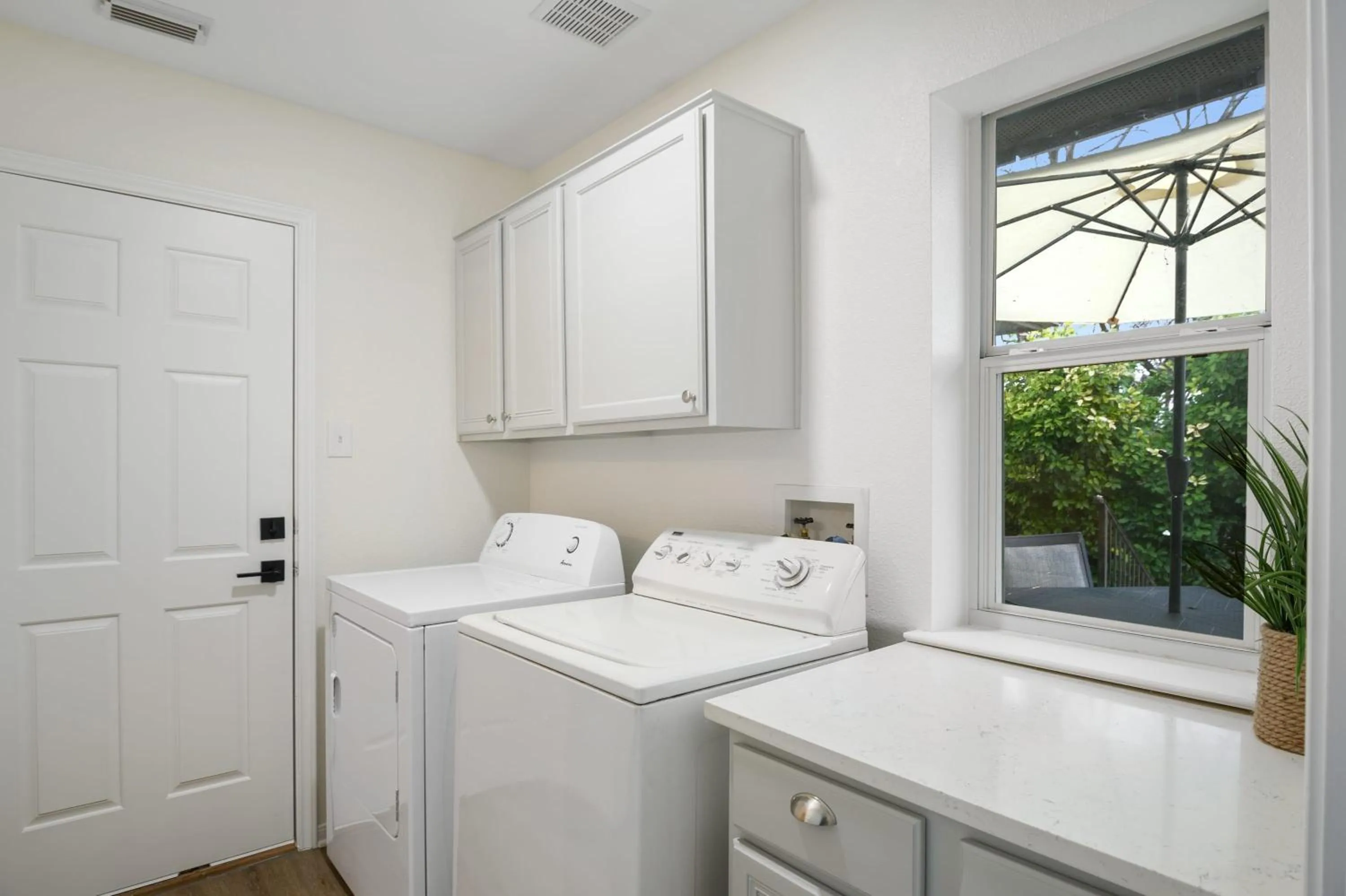 Lake Marble Falls Waterfront, House, Wet Slip, Huge Yard