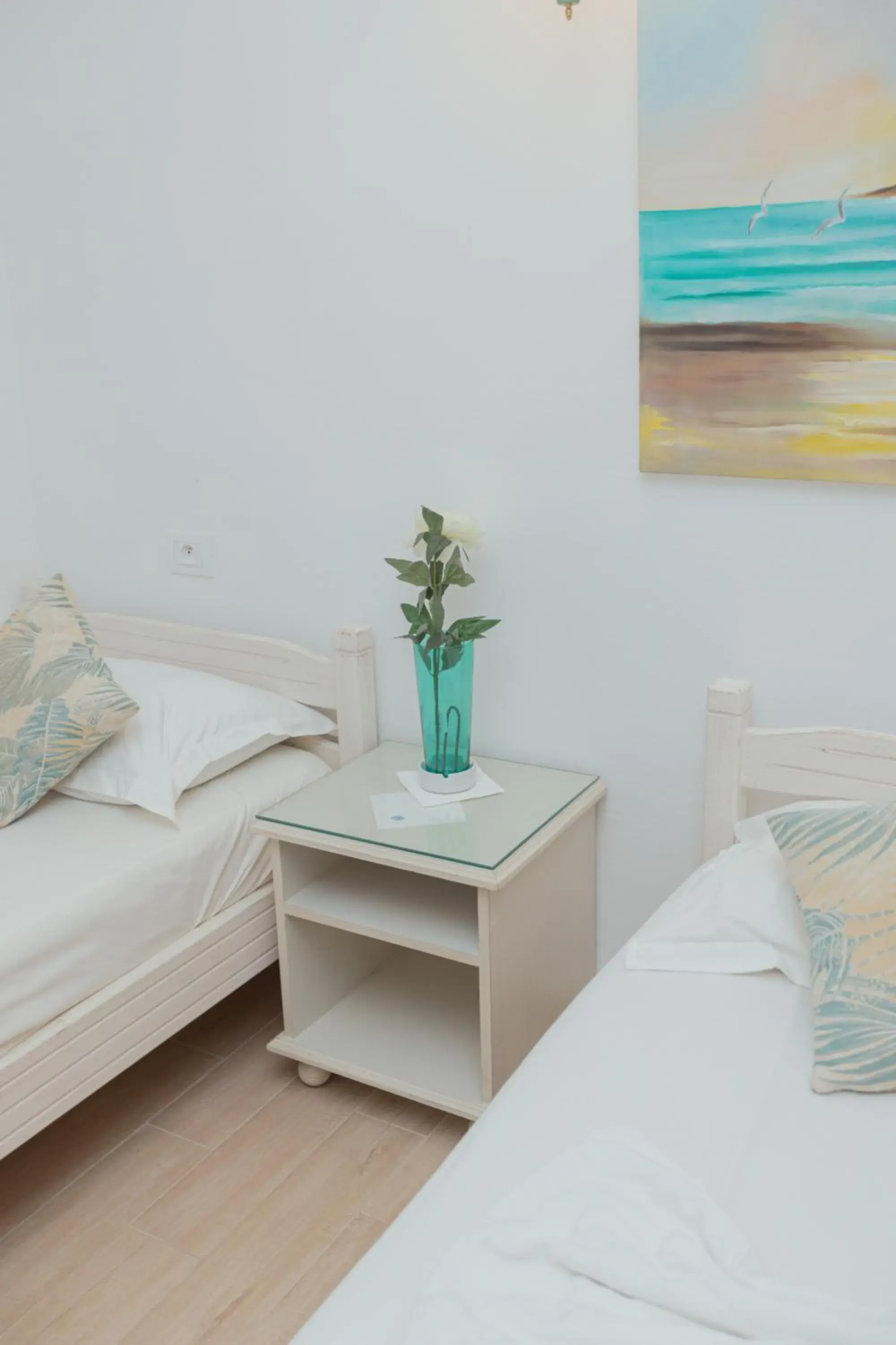 Large Double Room in Hôtel Résidence Monia COMPLETELY RENOVATED Large Double Room in Hôtel Résidence Monia COMPLETELY RENOVATED