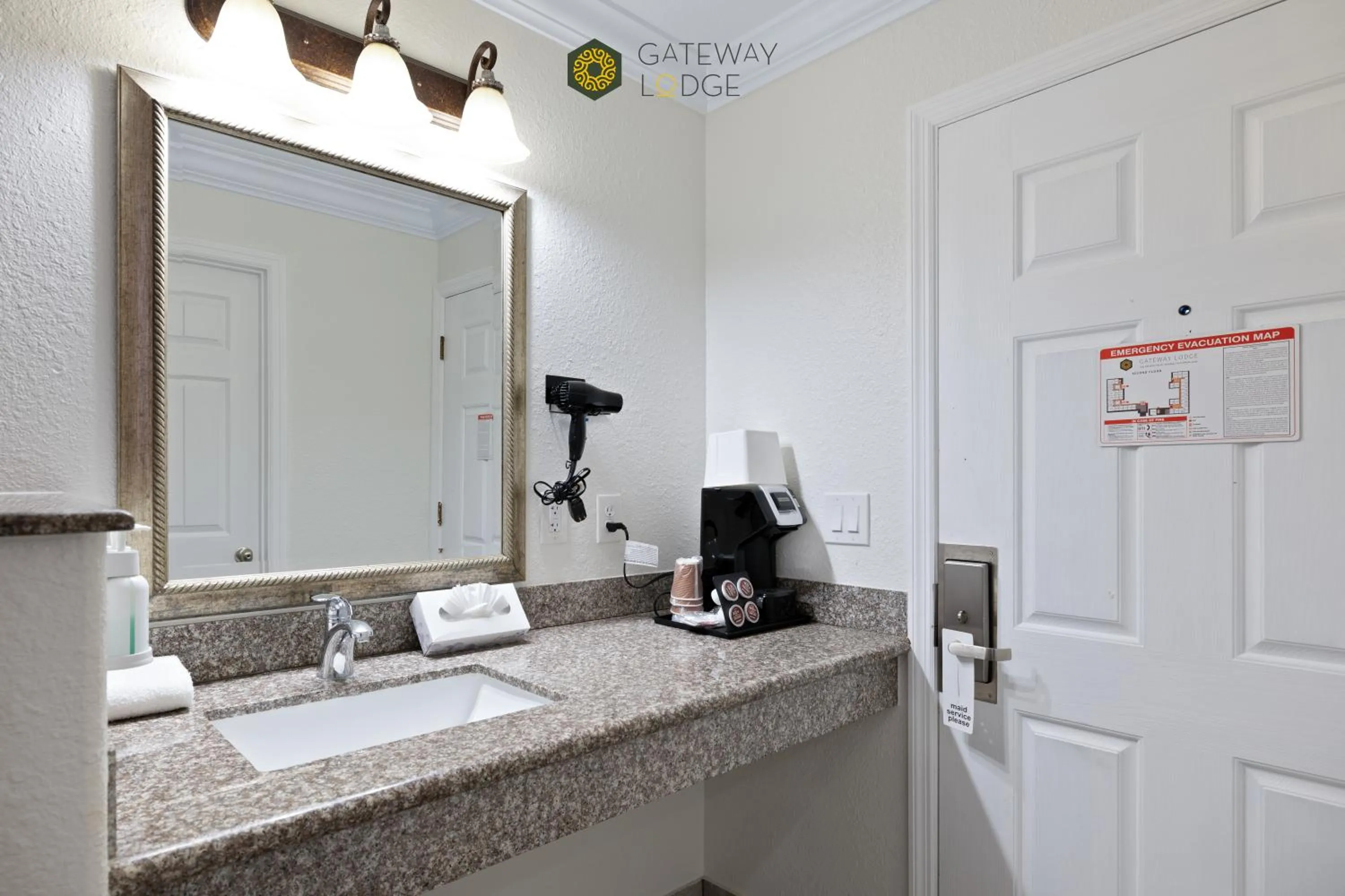 Bedroom in Gateway Lodge