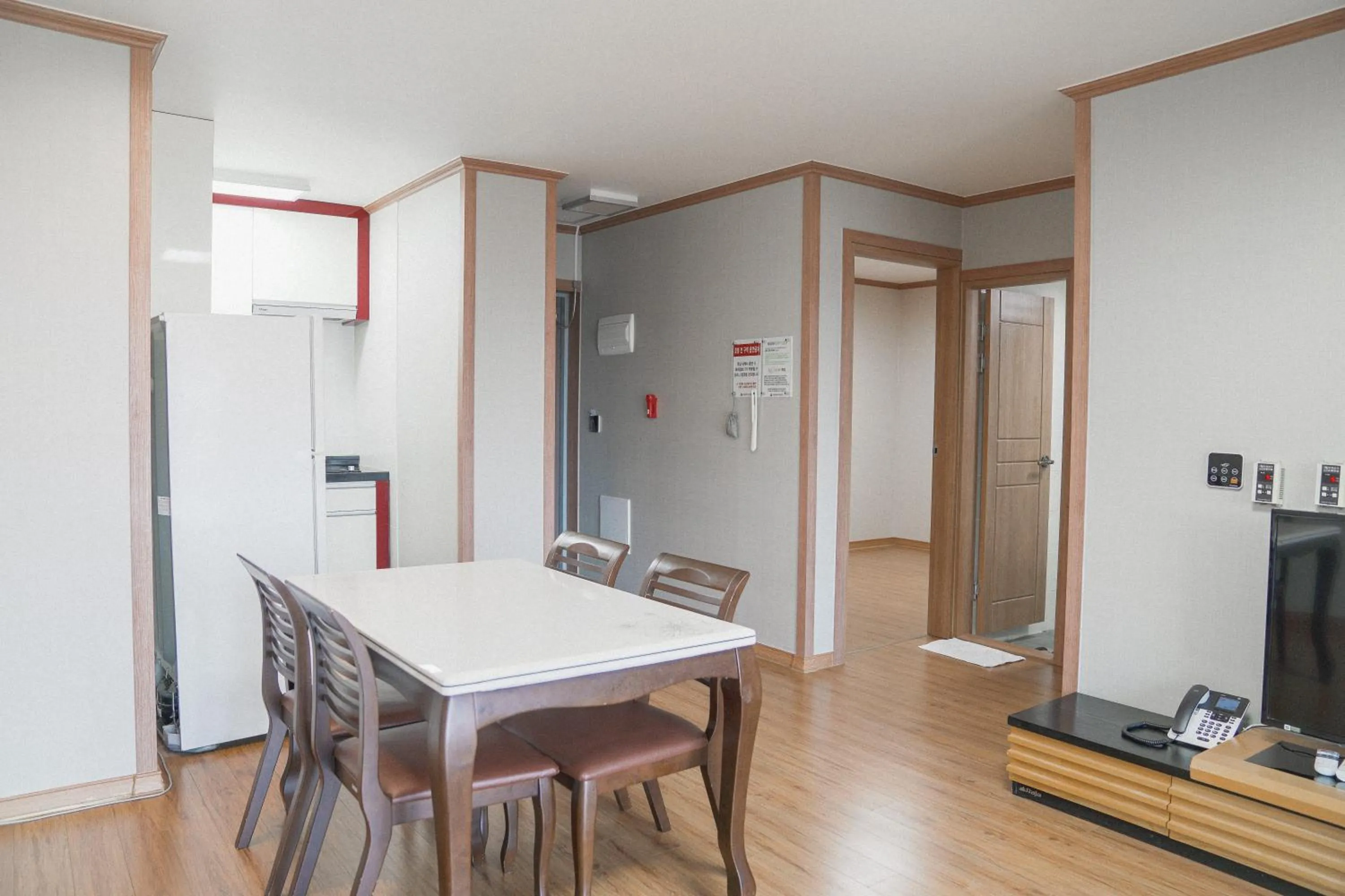 Dining area in Sancheong Korean Medicine Family Hotel