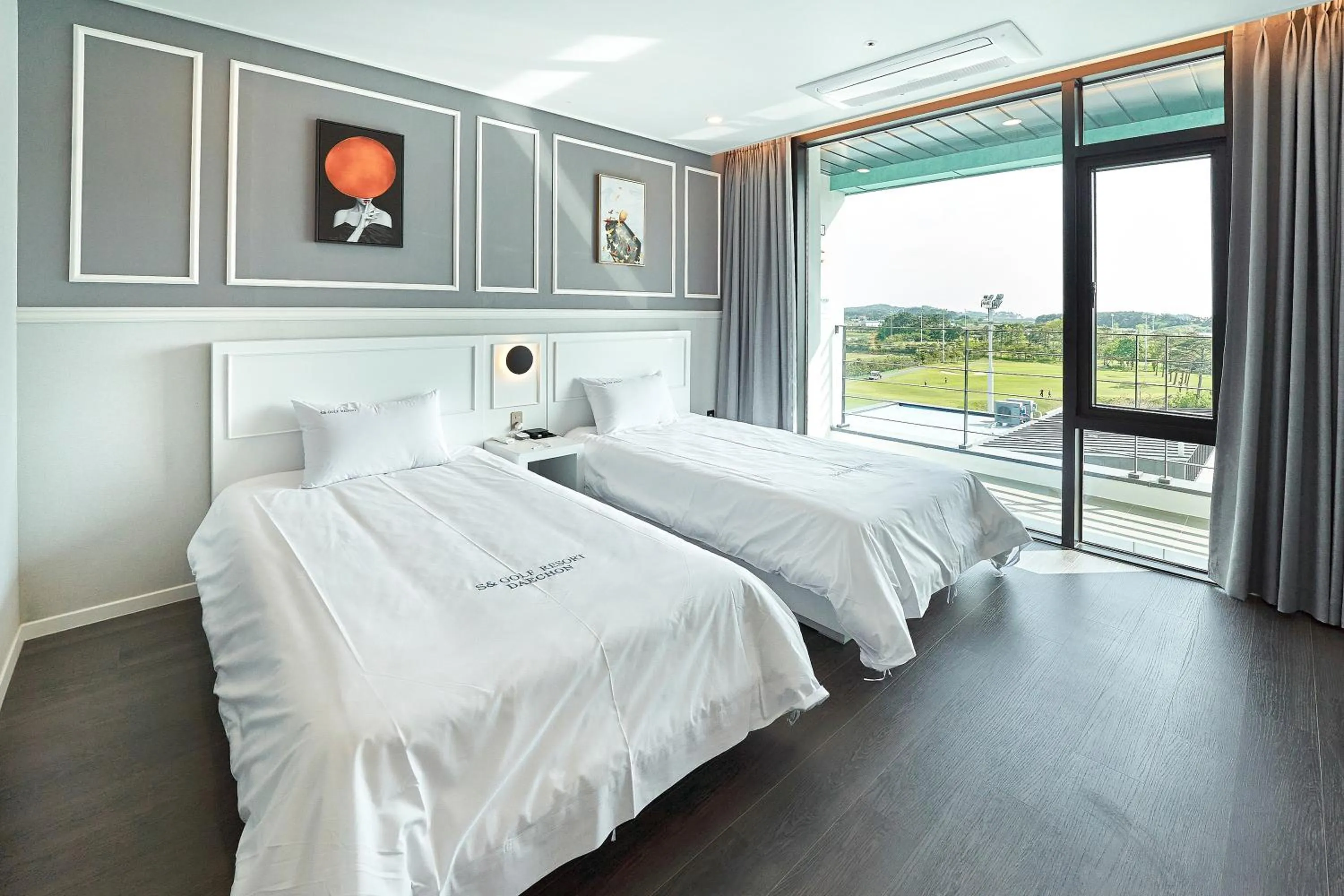 Bedroom, Bed in SN Hotel Daecheon