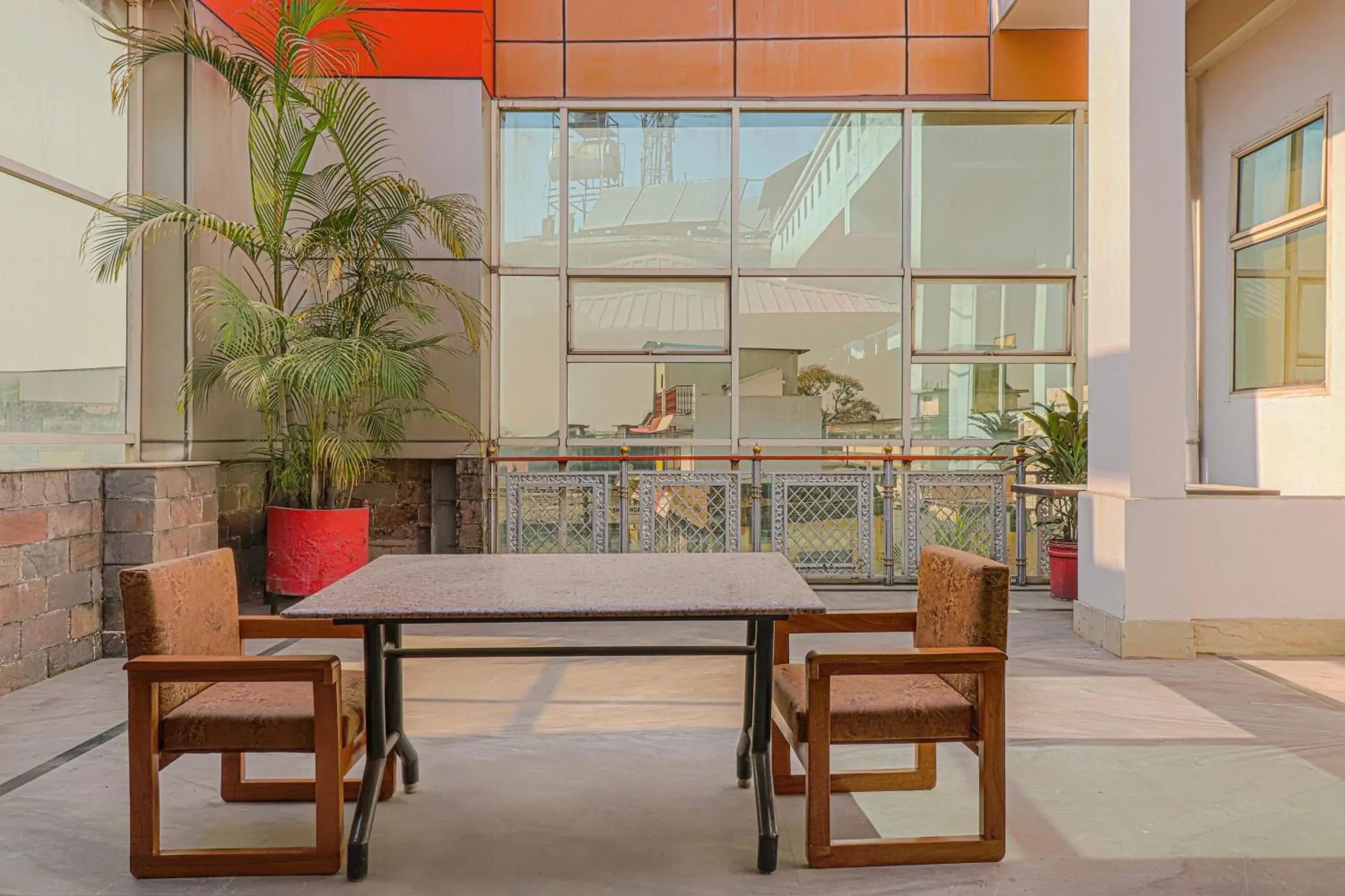 Restaurant/places to eat in Hotel Siddharth Restaurant/places to eat in Hotel Siddharth