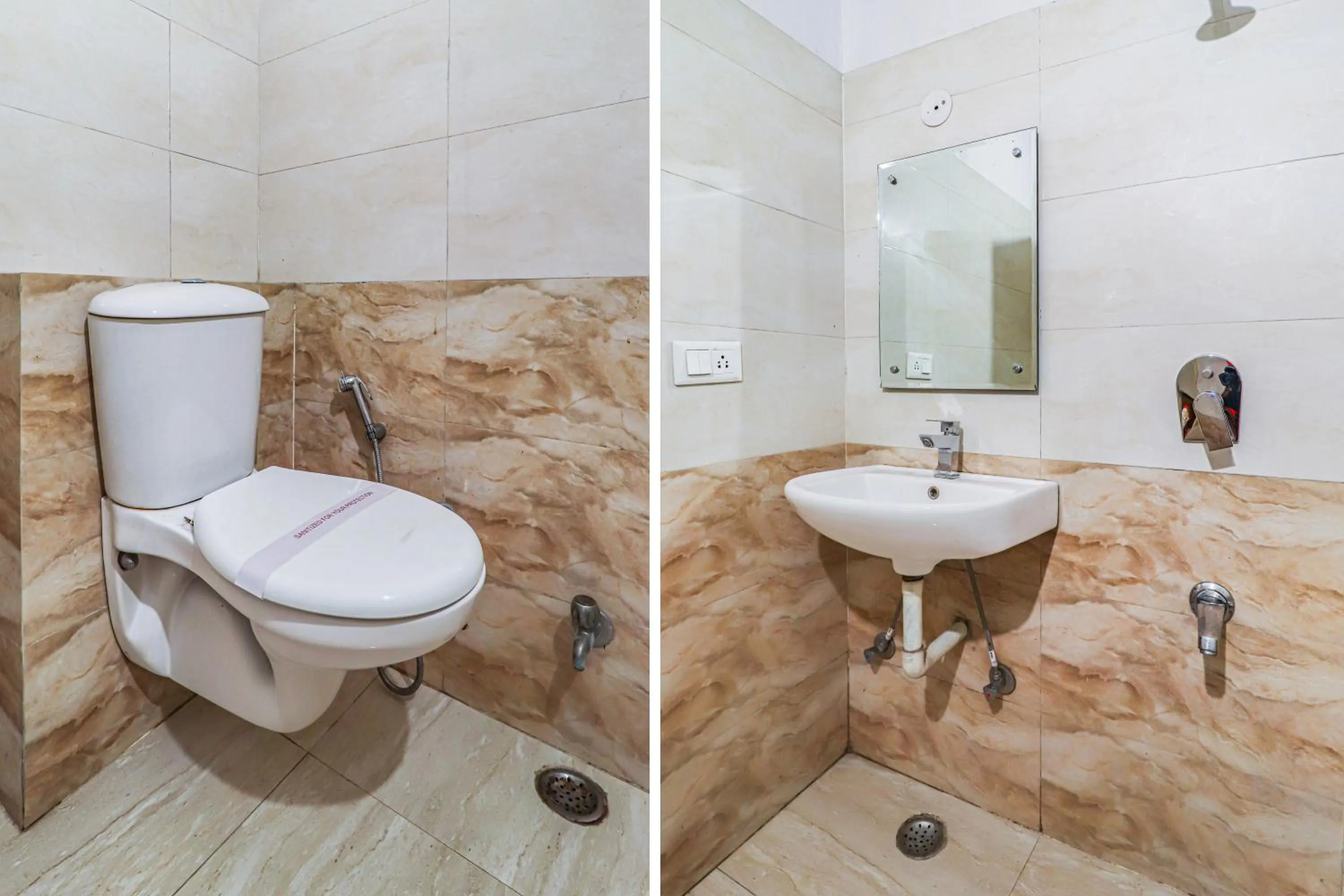 Bathroom in Hotel Siddharth