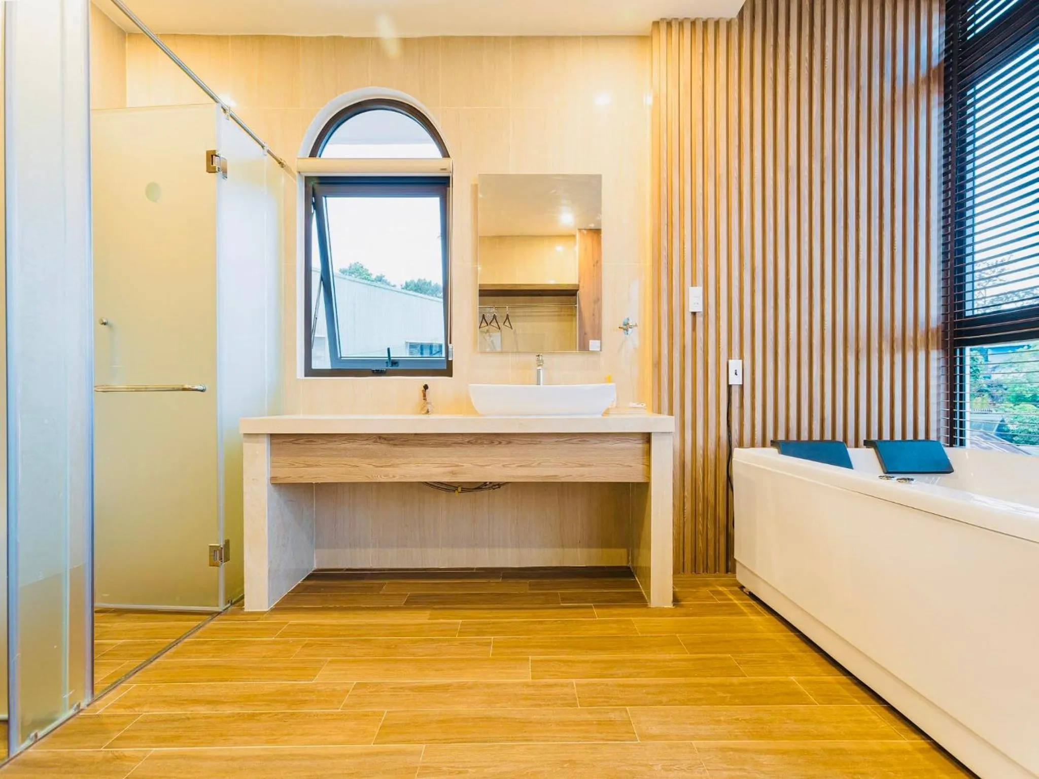 hair dresser in Đá Góc Nhà Boutique Hotel