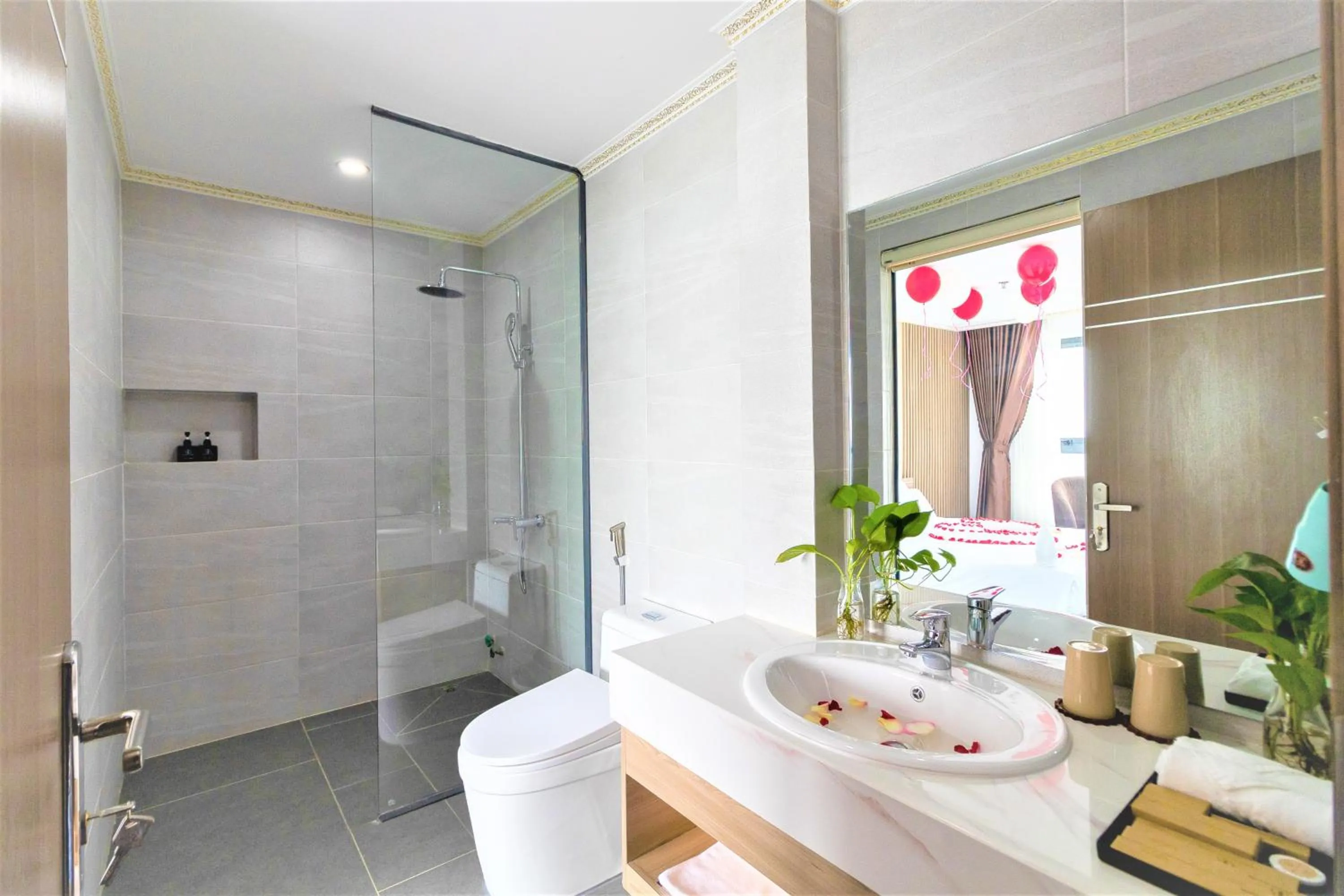 Bathroom in Pearl Beach Hotel Quy Nhon