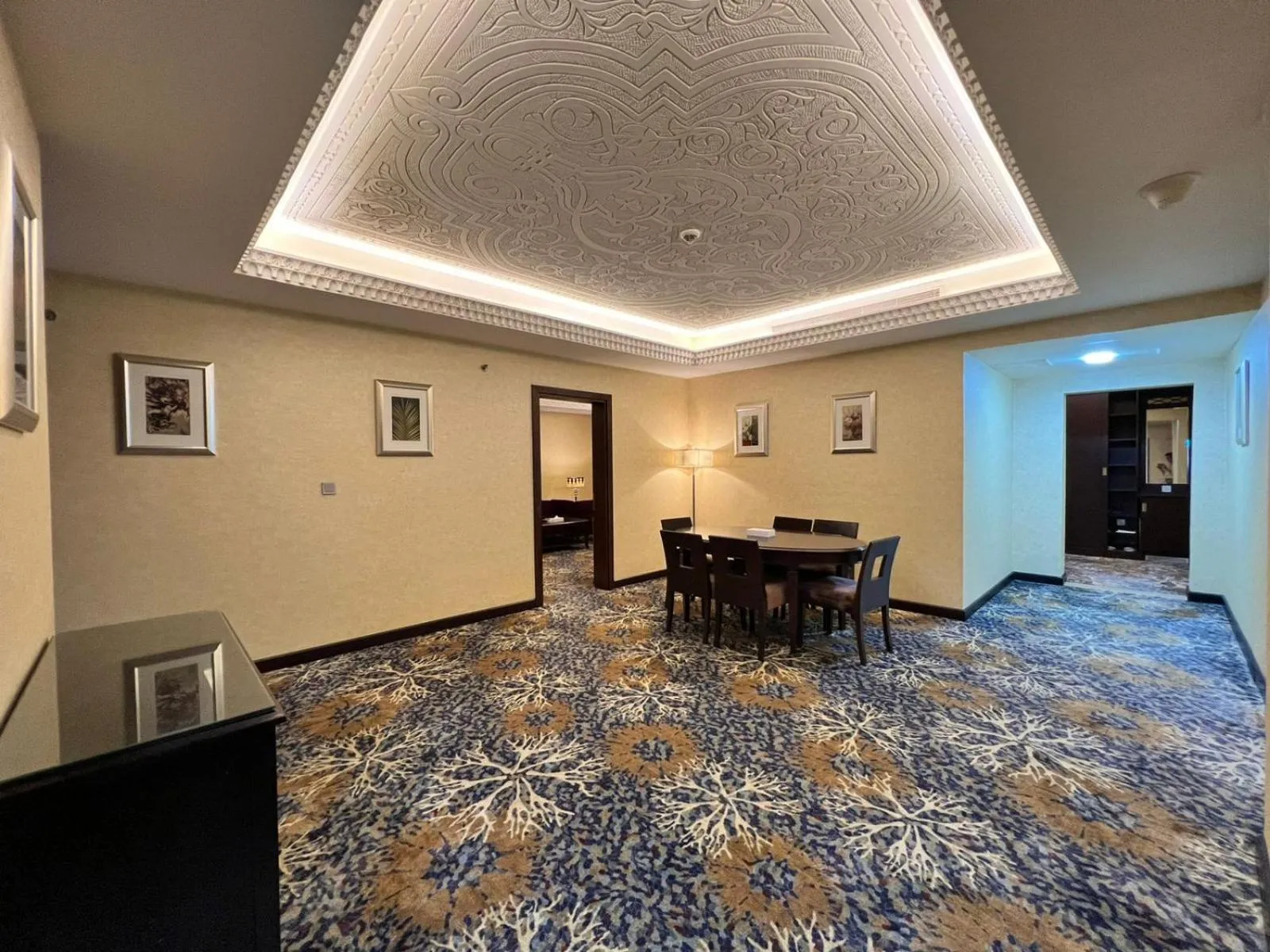 Merkure Jeddah Al Hamraa Hotel