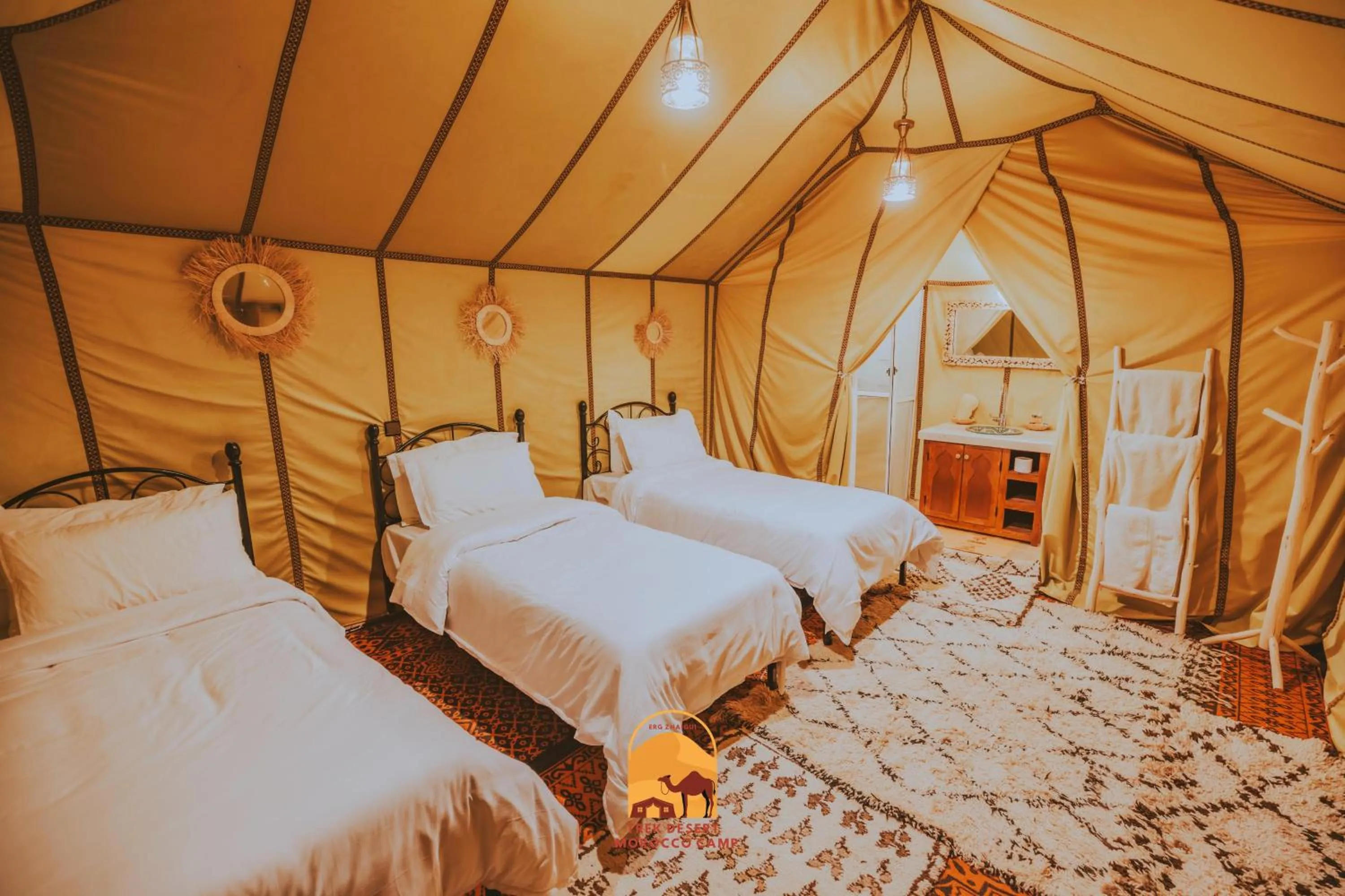 Bed in Trek desert Morocco Sarl