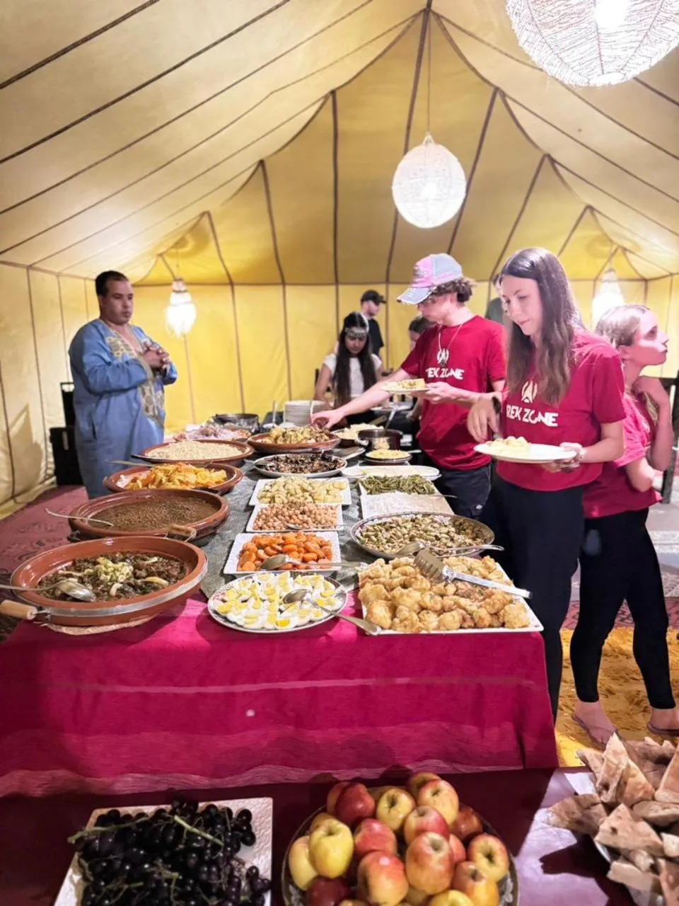 Restaurant/places to eat in Trek desert Morocco Sarl