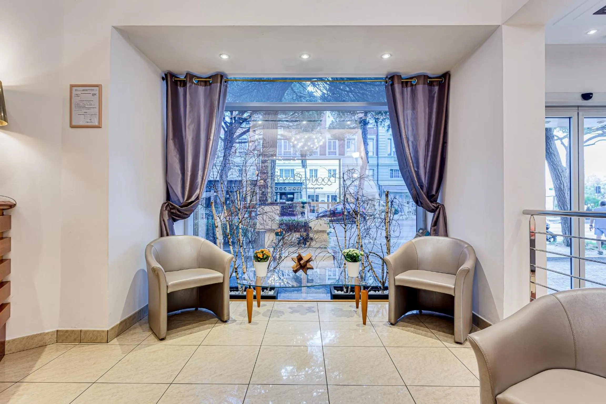 Lobby or reception in HOTEL VILLA MARIA