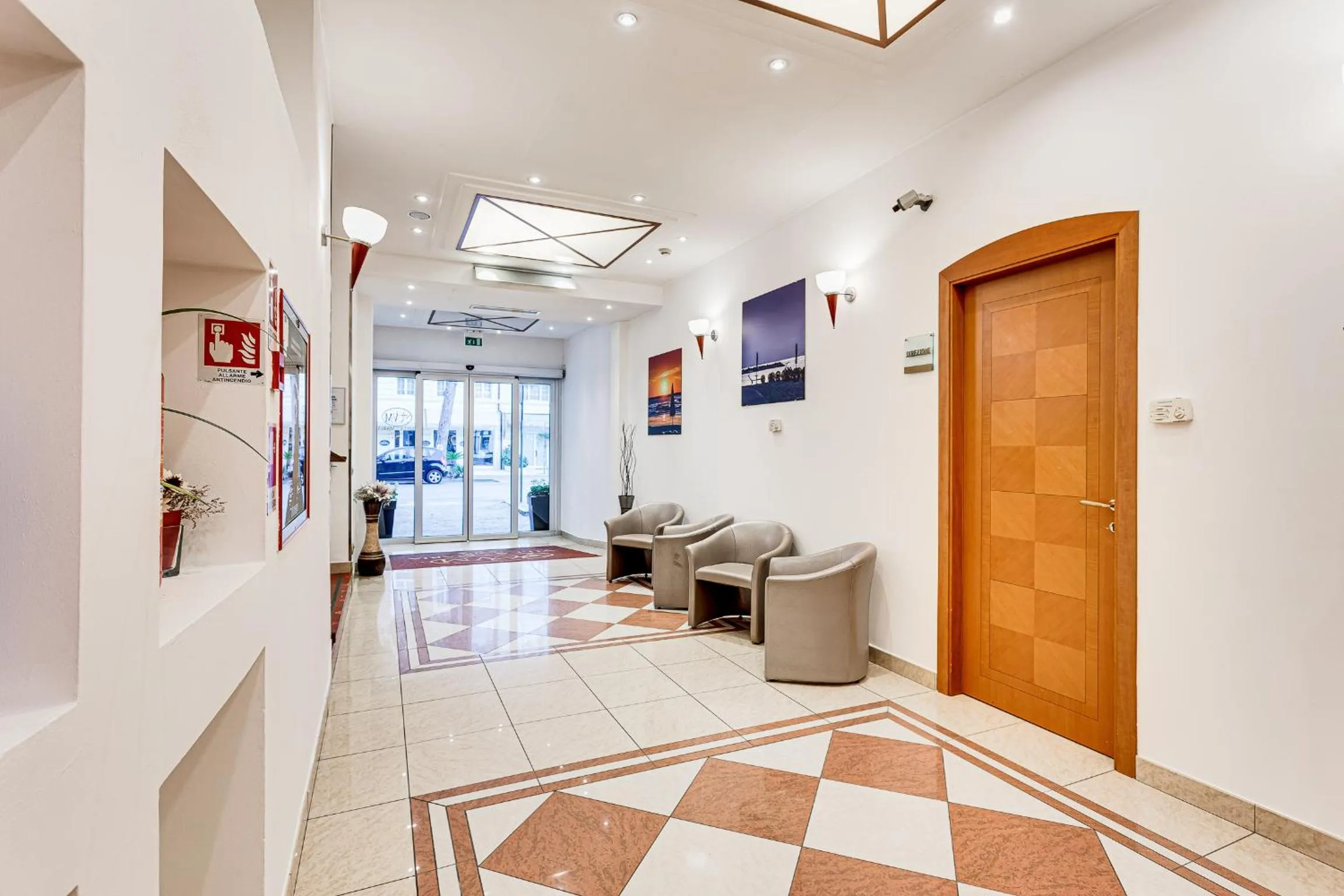 Decorative detail in HOTEL VILLA MARIA