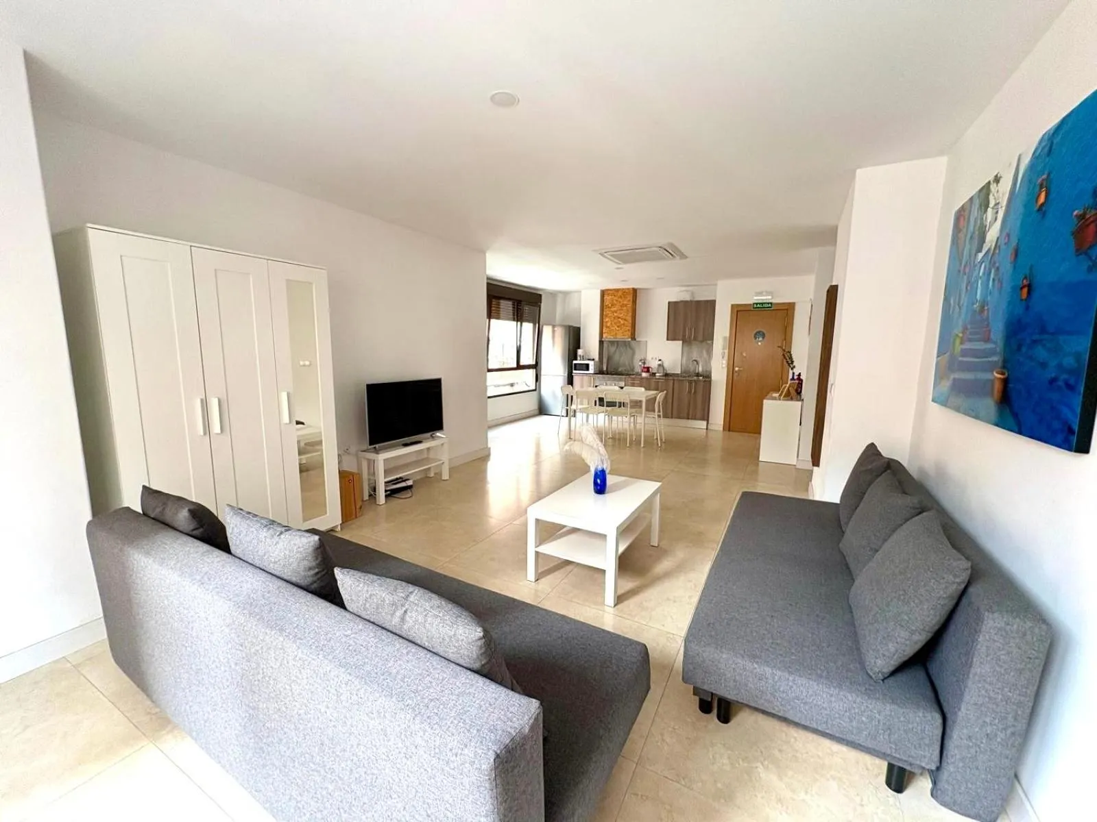 Living room in Soho Boho Apartments - with sunny rooftop terrace and fiber optic internet