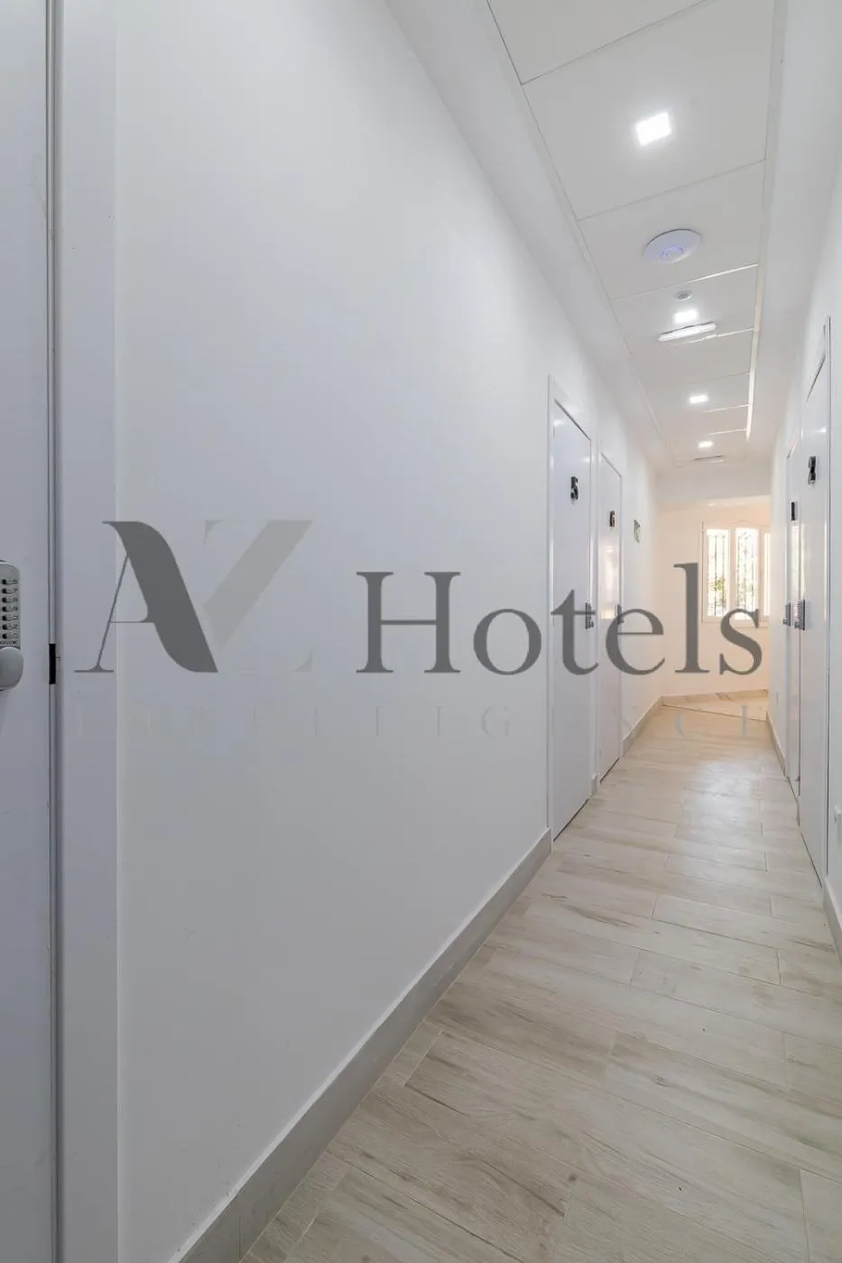 Decorative detail in AYZ Silvela - Auto check-in property