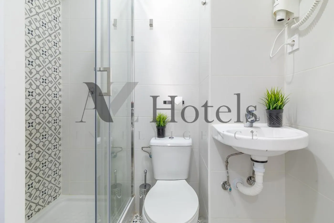 Bathroom in AYZ Silvela - Auto check-in property