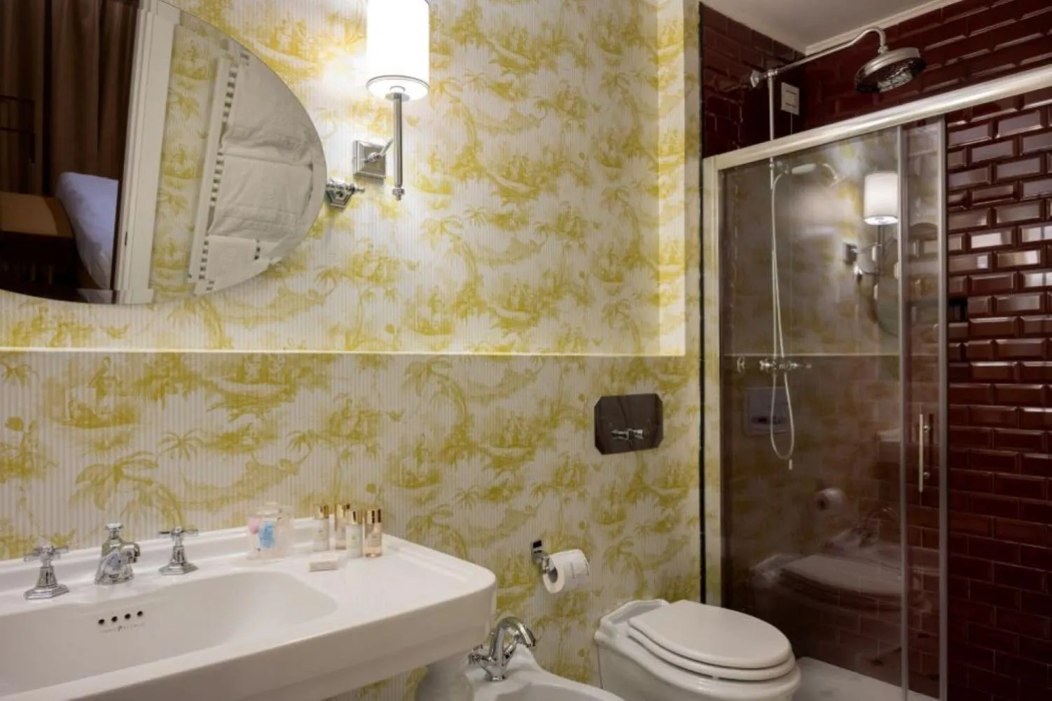 Bathroom in Hotel degli Orafi