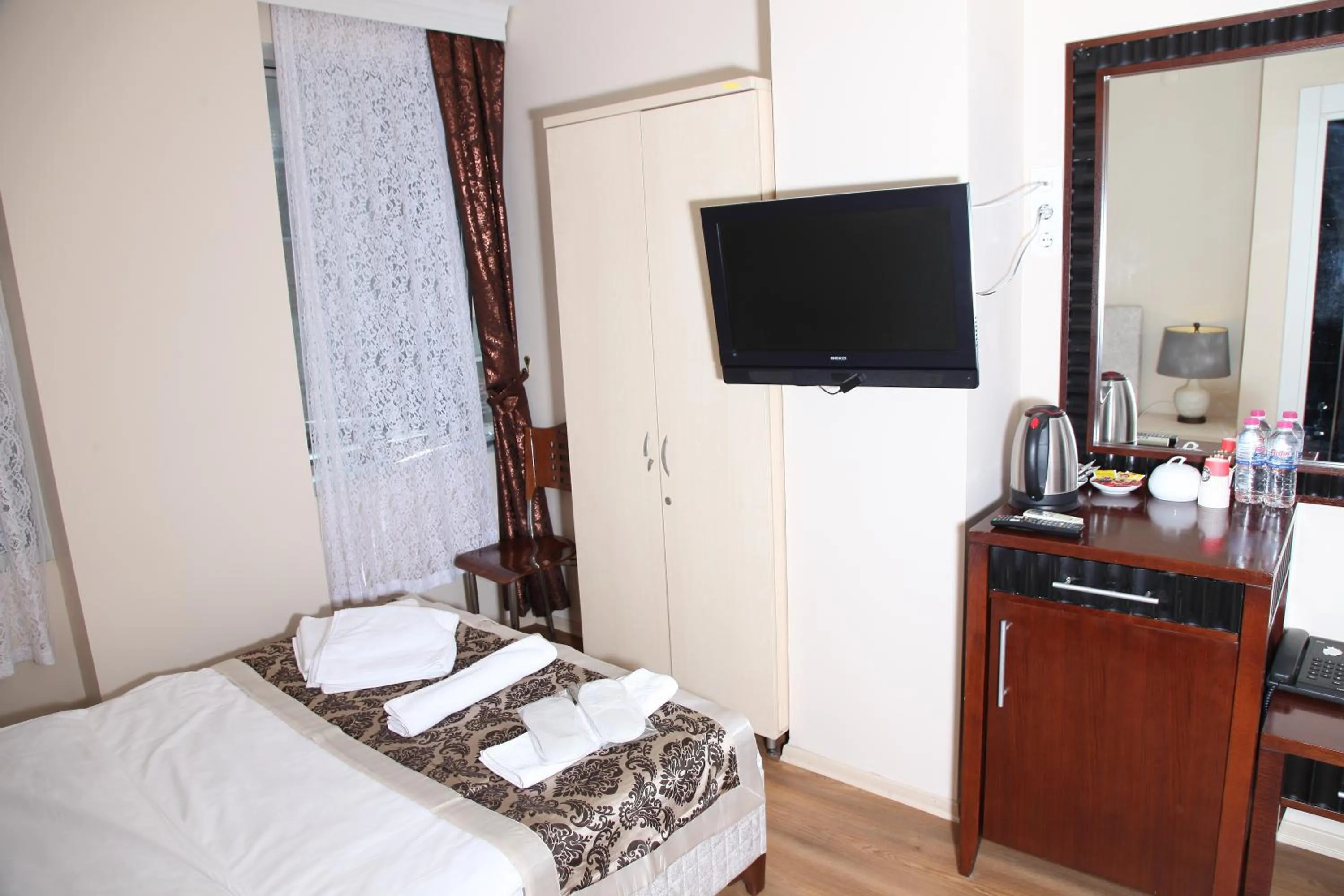 Bed in Çamlıca Tower Hotel