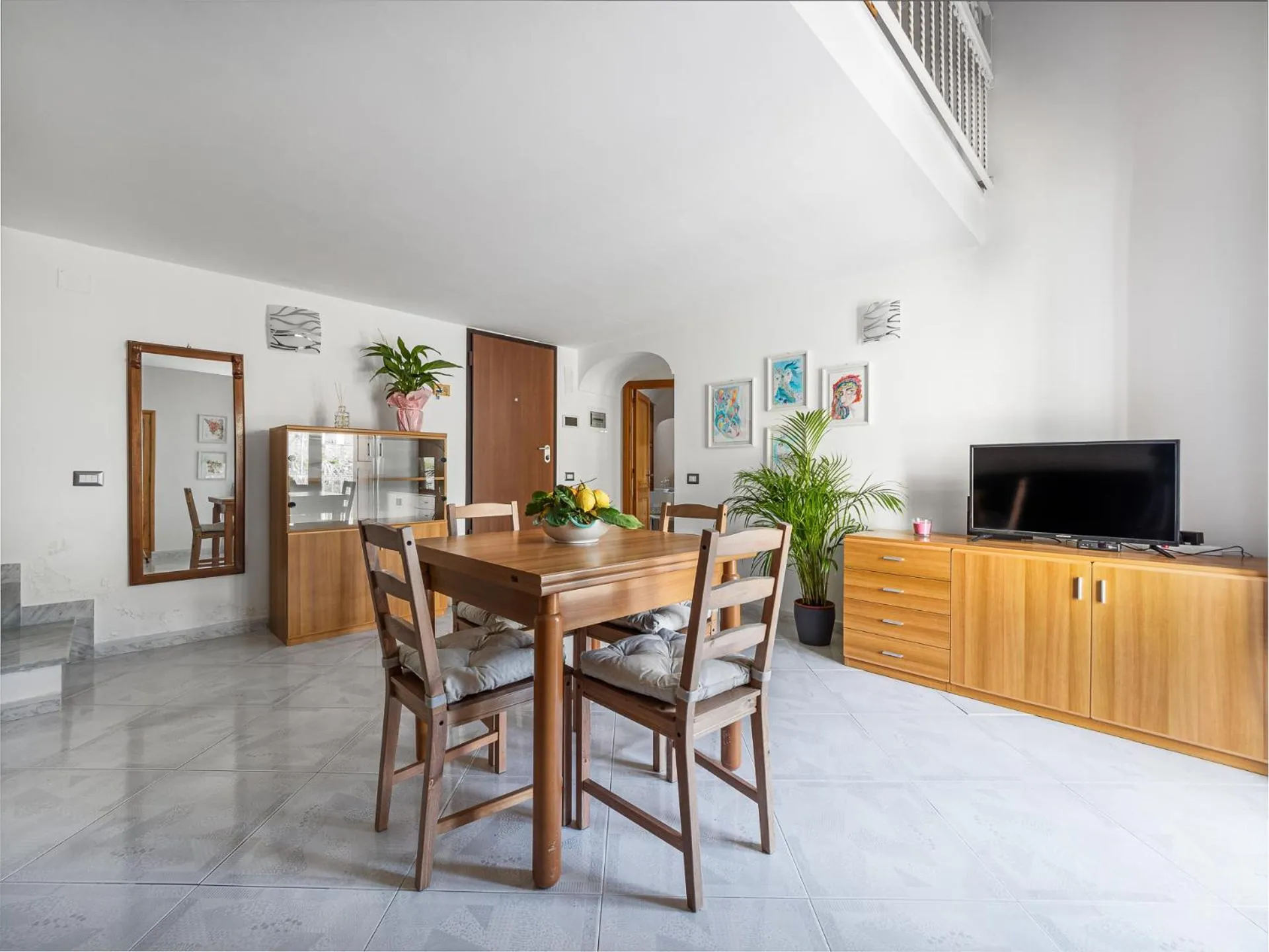 Dining area in La Perla di Chicca