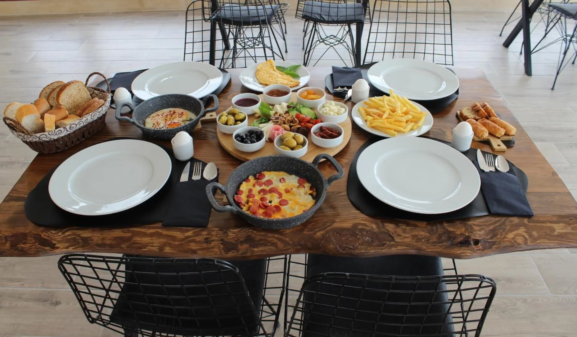 Breakfast in Kayra Cave Suites