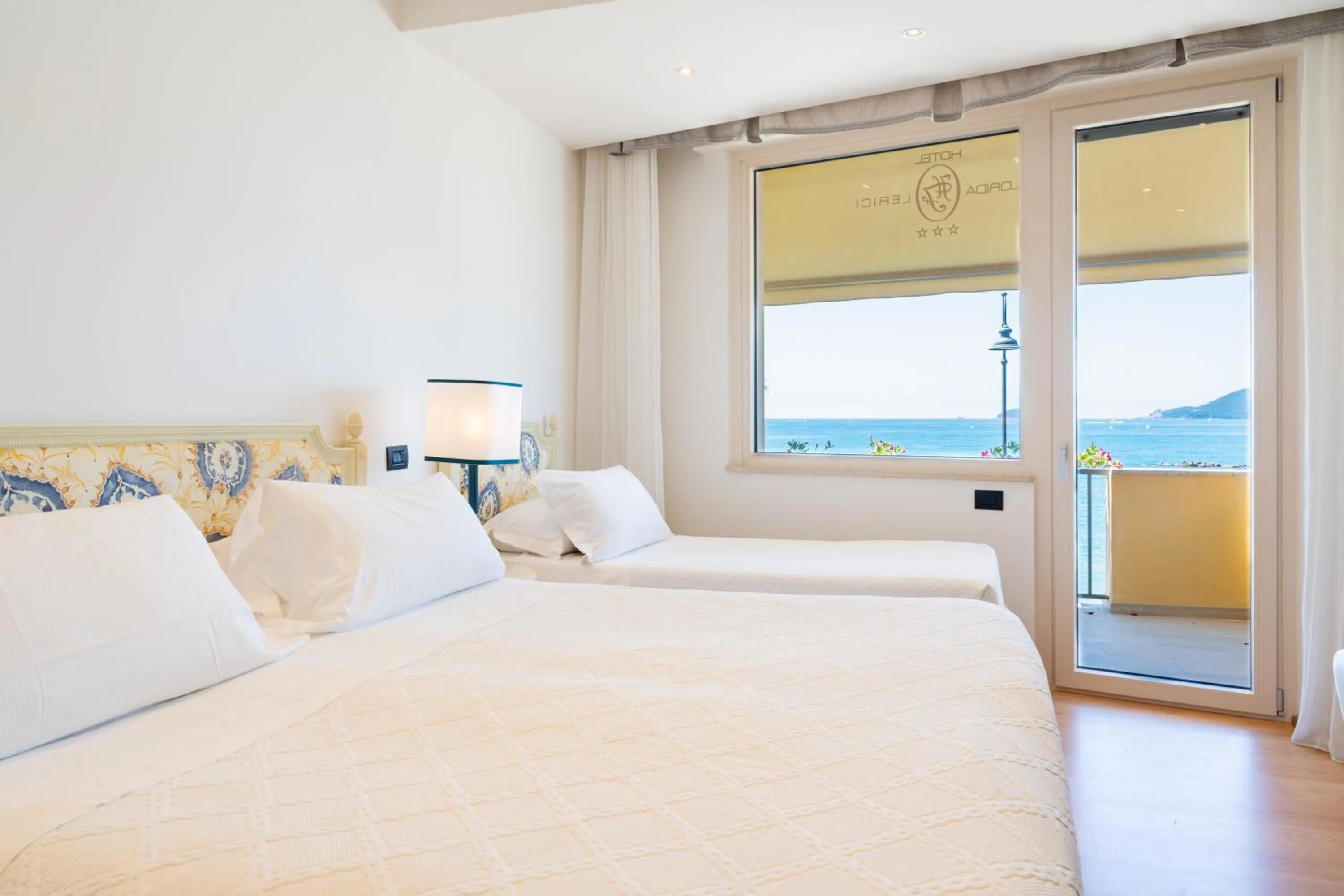 Bed in Hotel Florida Lerici