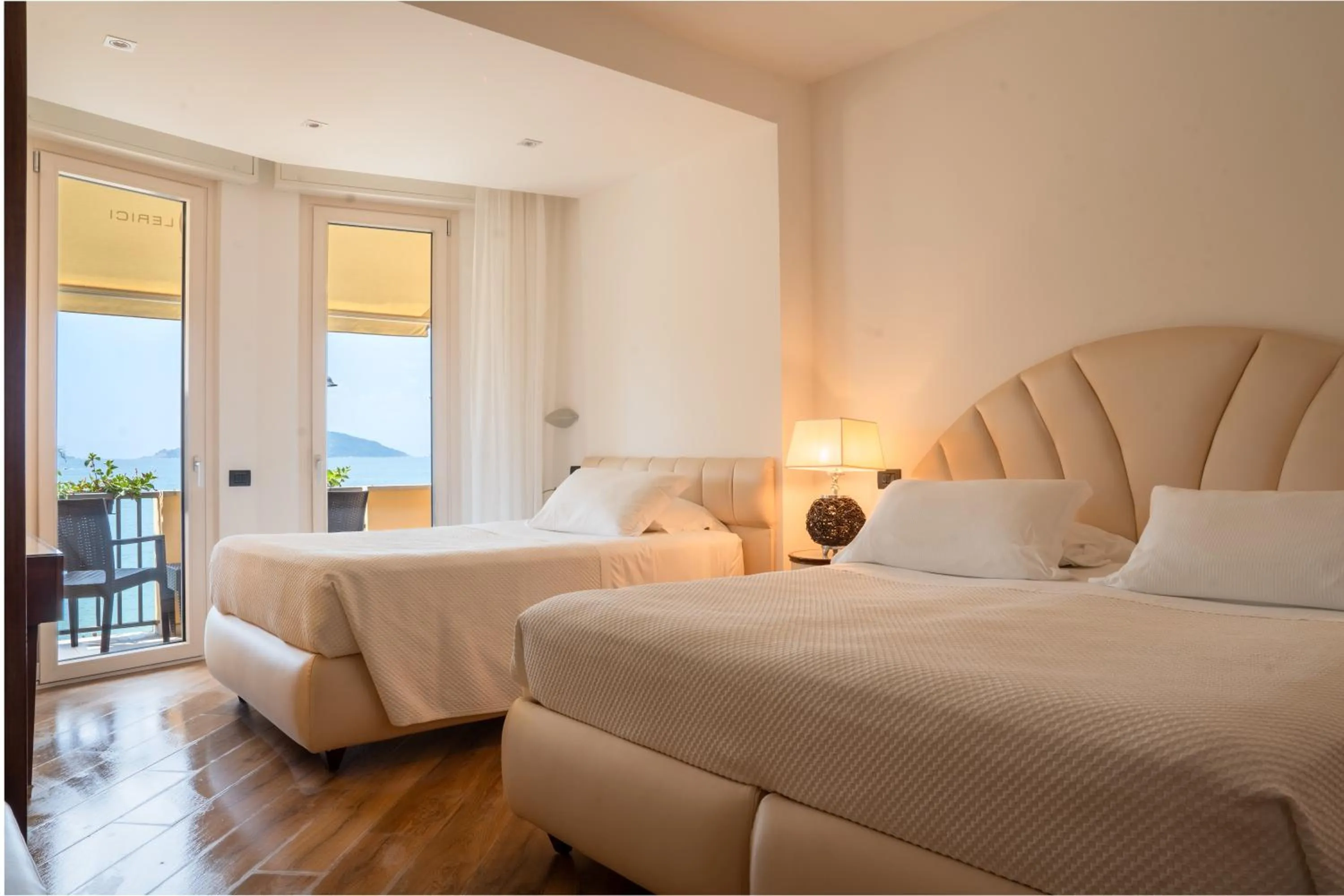 Bed in Hotel Florida Lerici