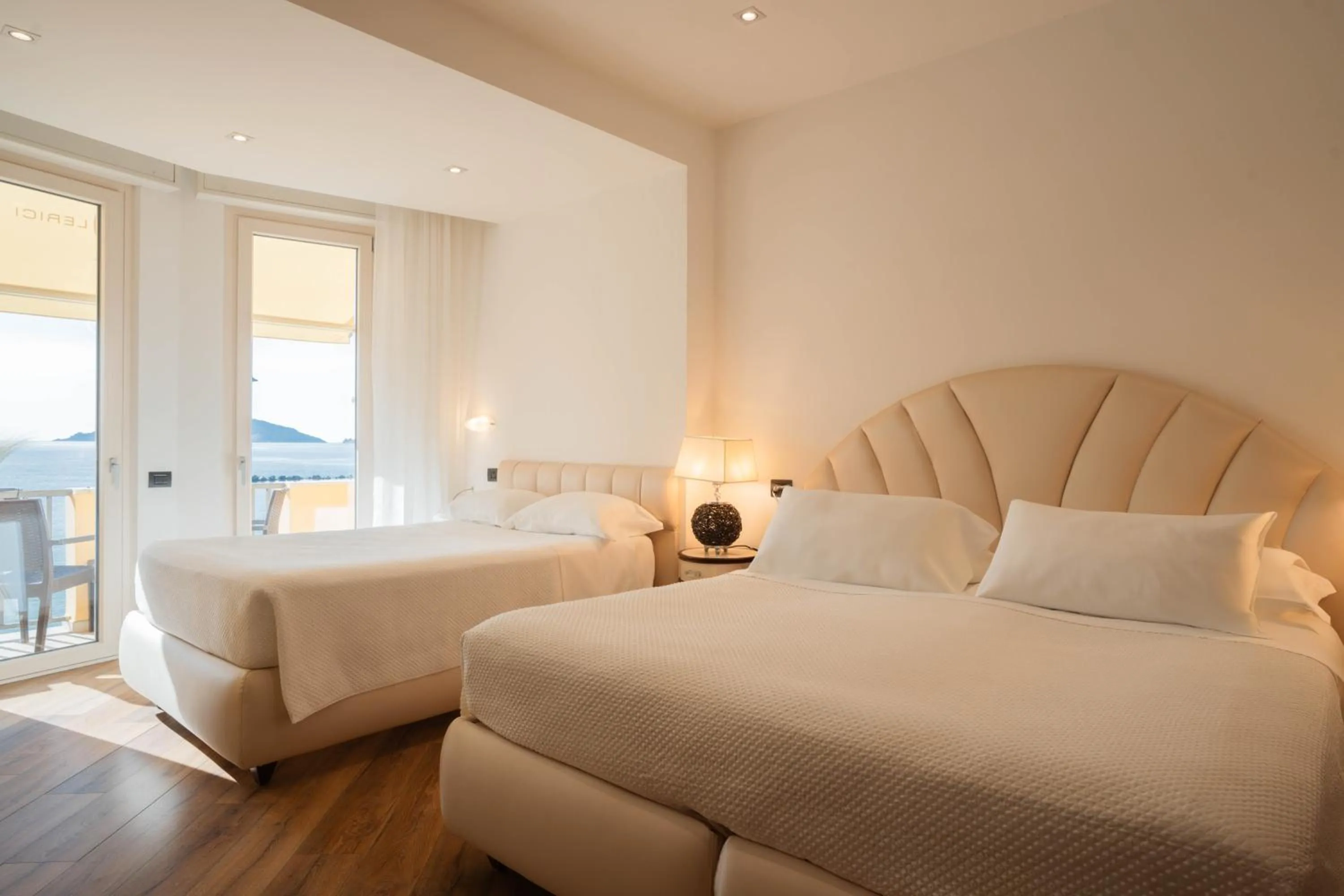 Bed in Hotel Florida Lerici