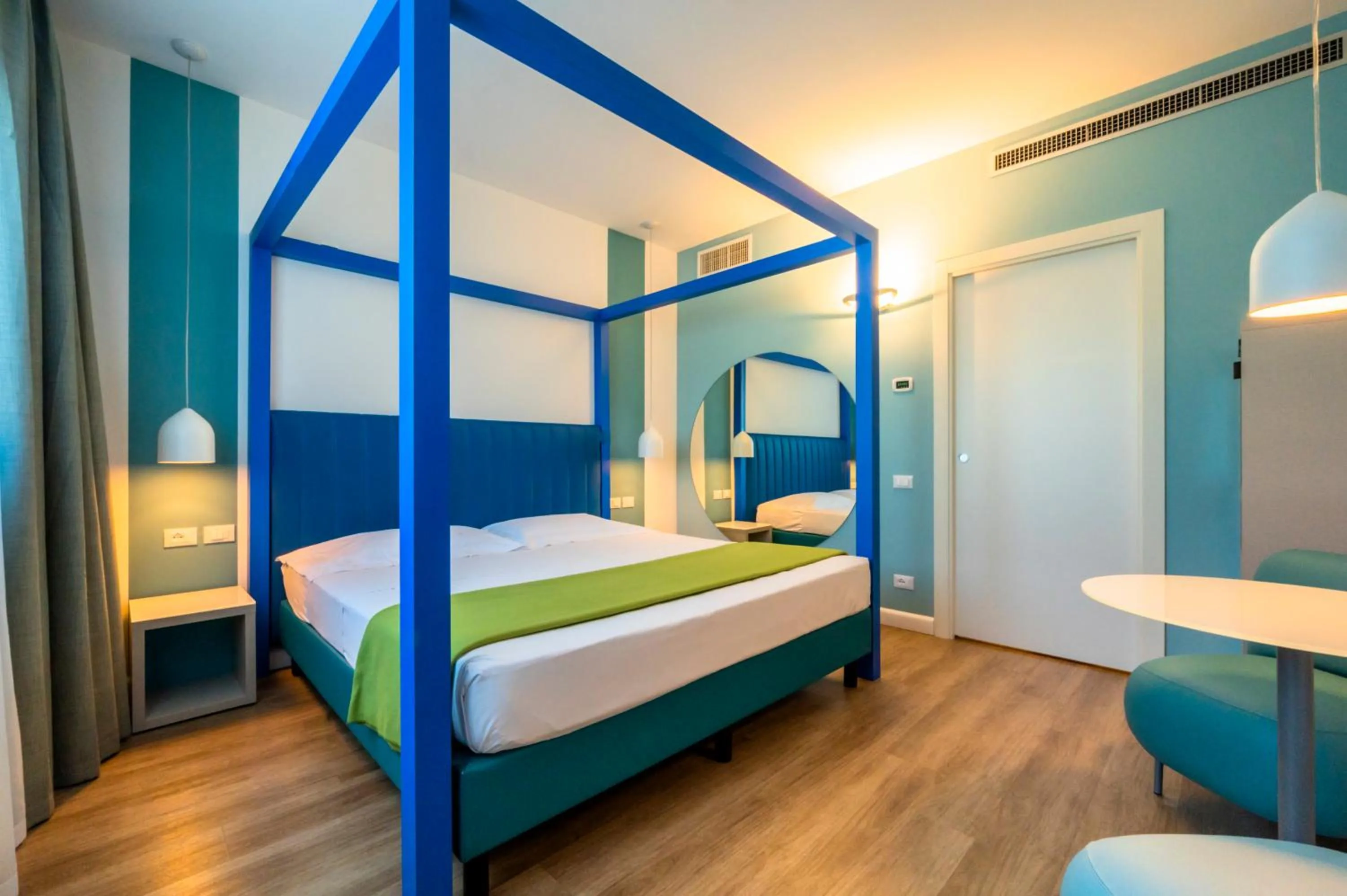 Bed in Airport Hotel Bergamo