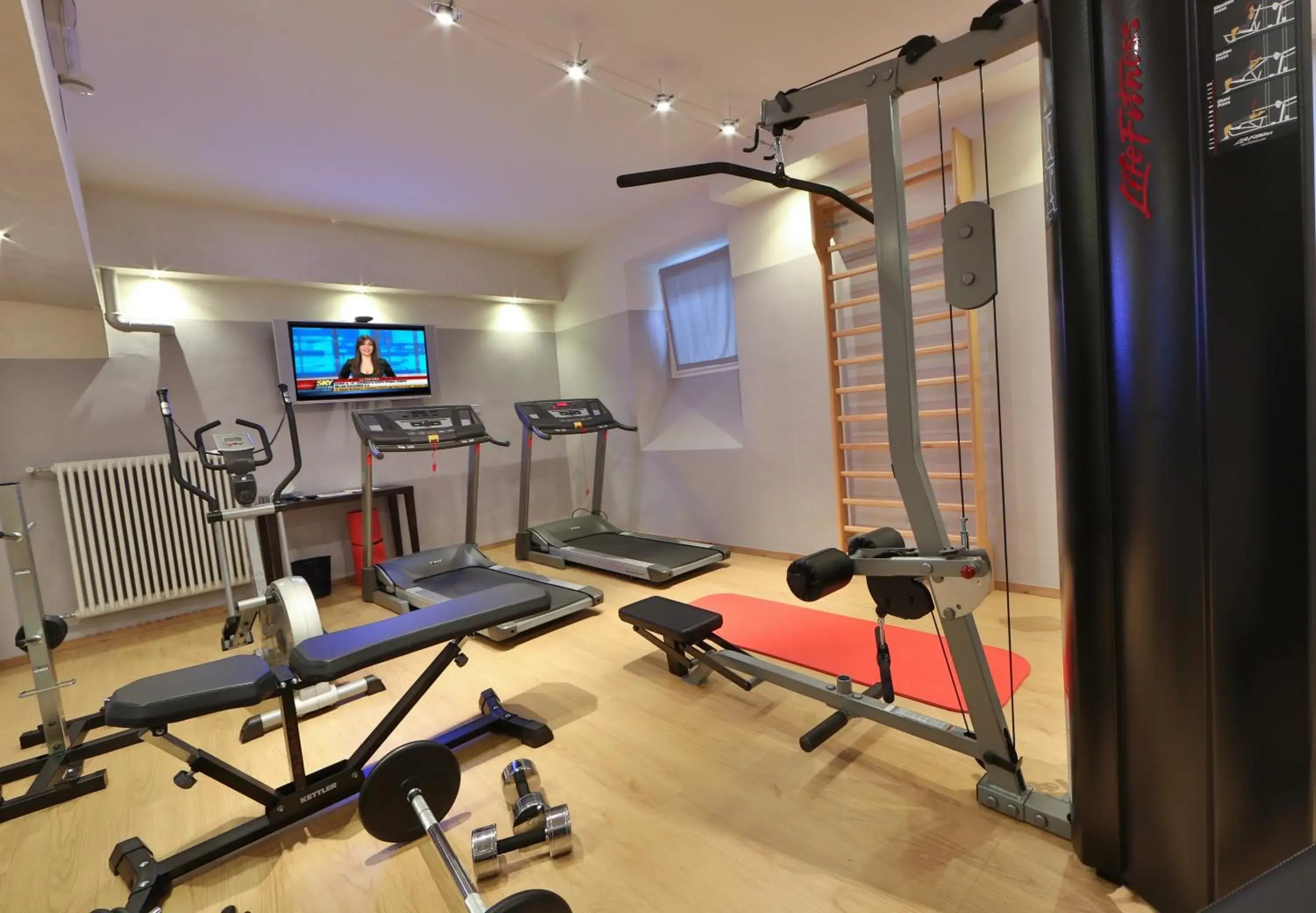 Fitness centre/facilities in Hotel Master Fitness centre/facilities in Hotel Master