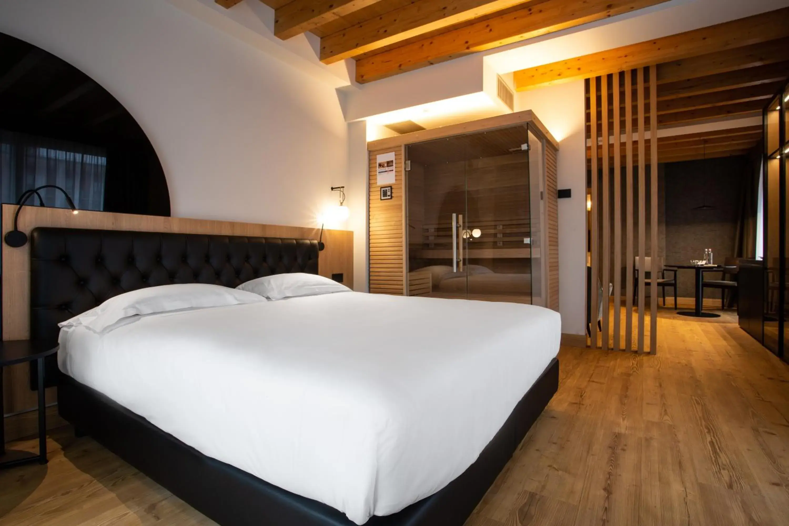 Bed in Hotel Master Bed in Hotel Master