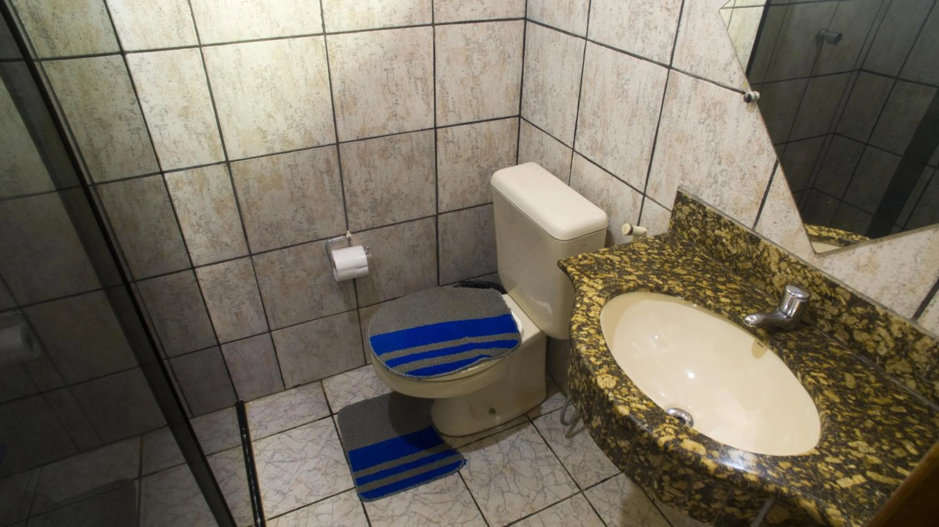 Bathroom in Pousada Bicho Preguiça