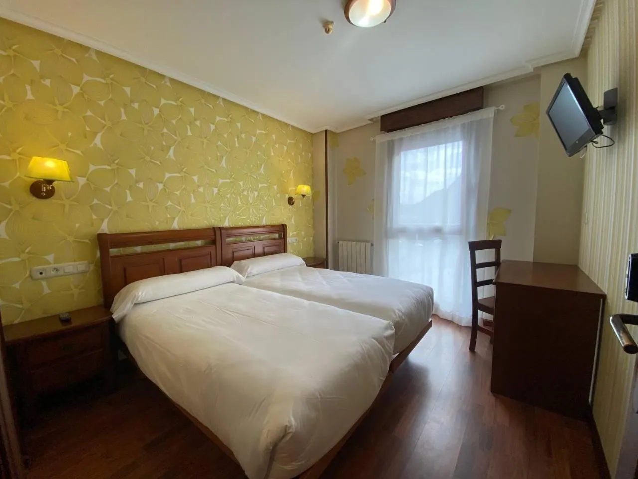 Bed in Hotel Puerto de Candás