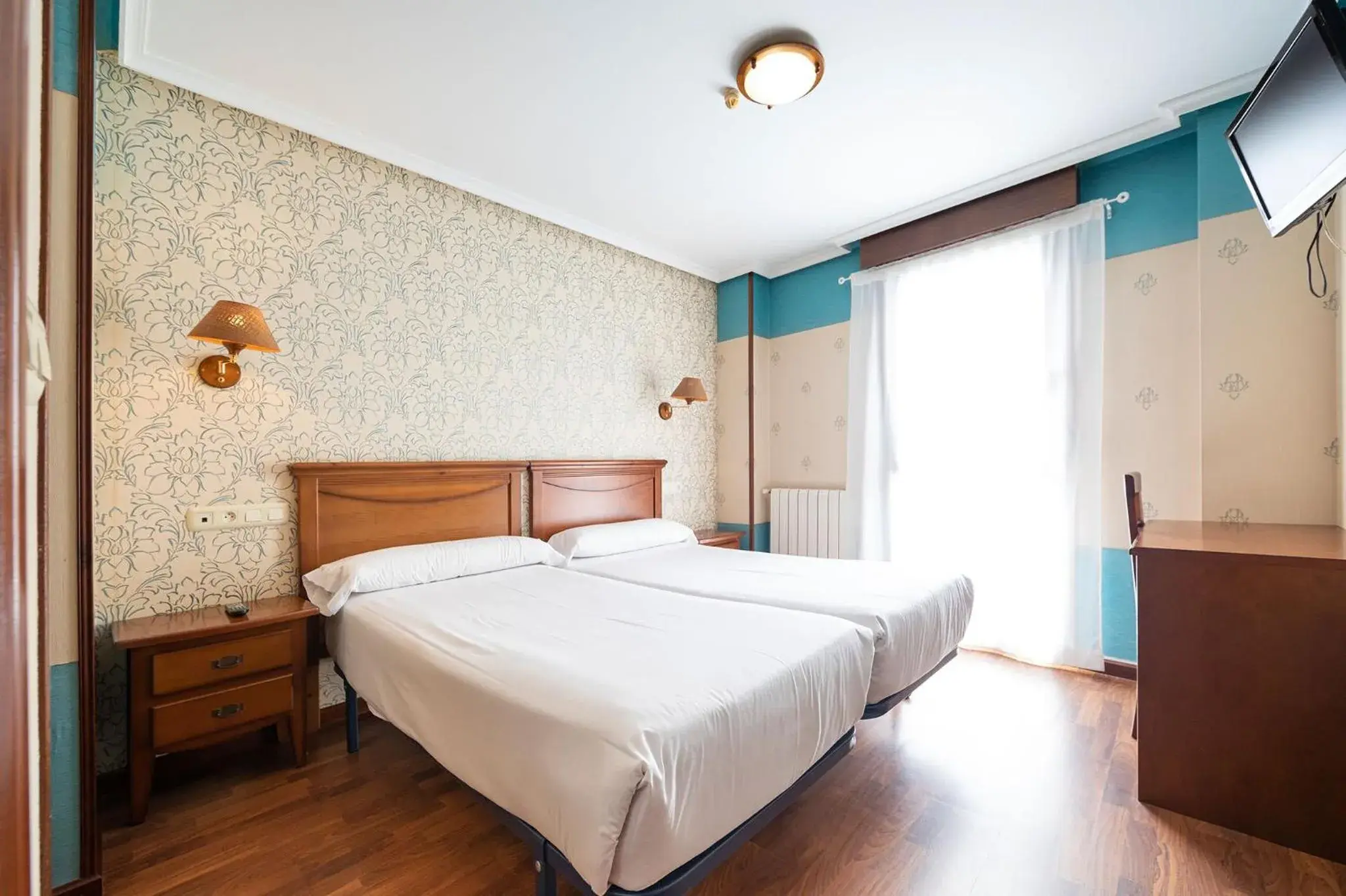 Bed in Hotel Puerto de Candás Bed in Hotel Puerto de Candás