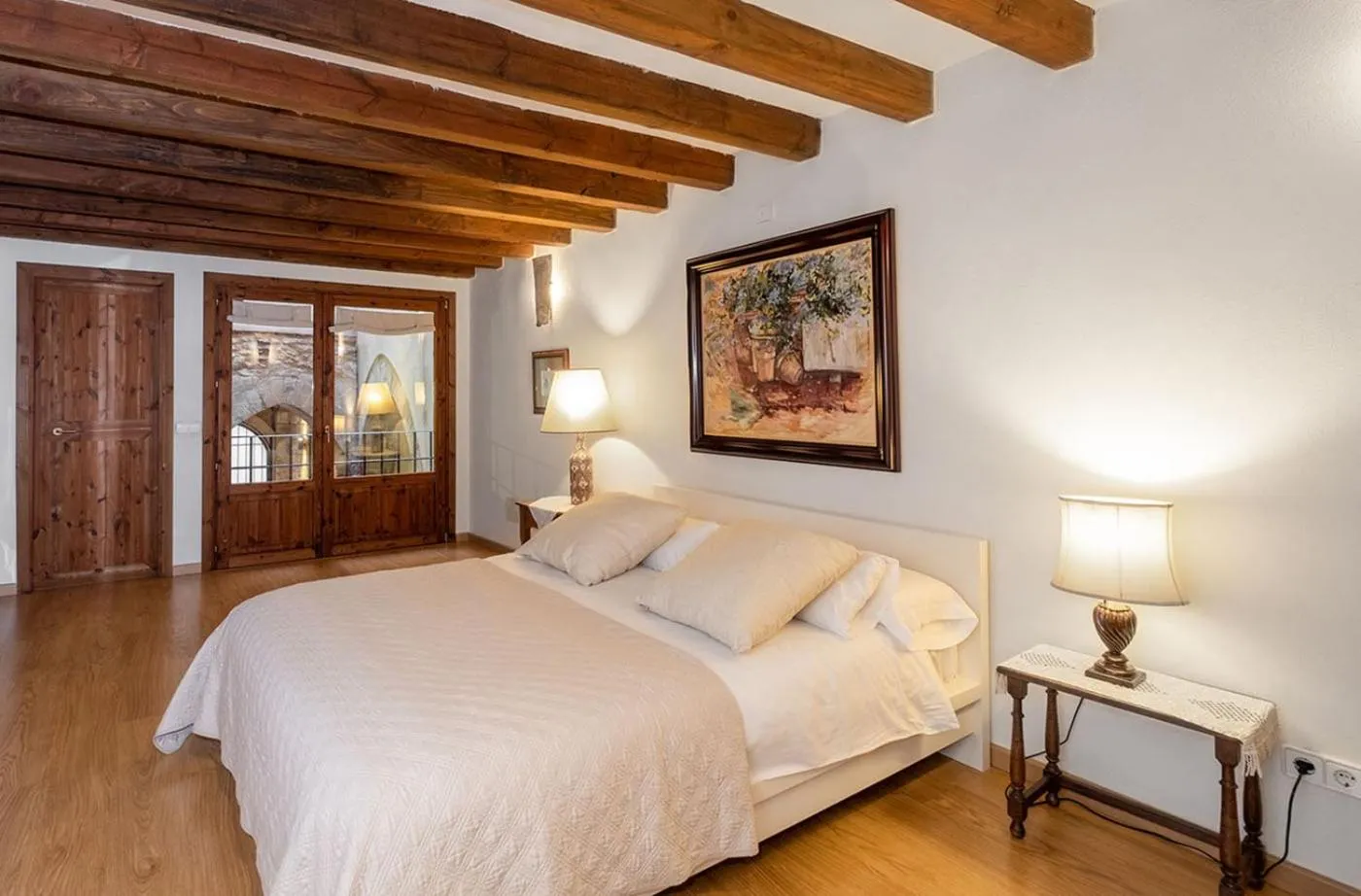 Decorative detail, Bed in Ramón Llull House