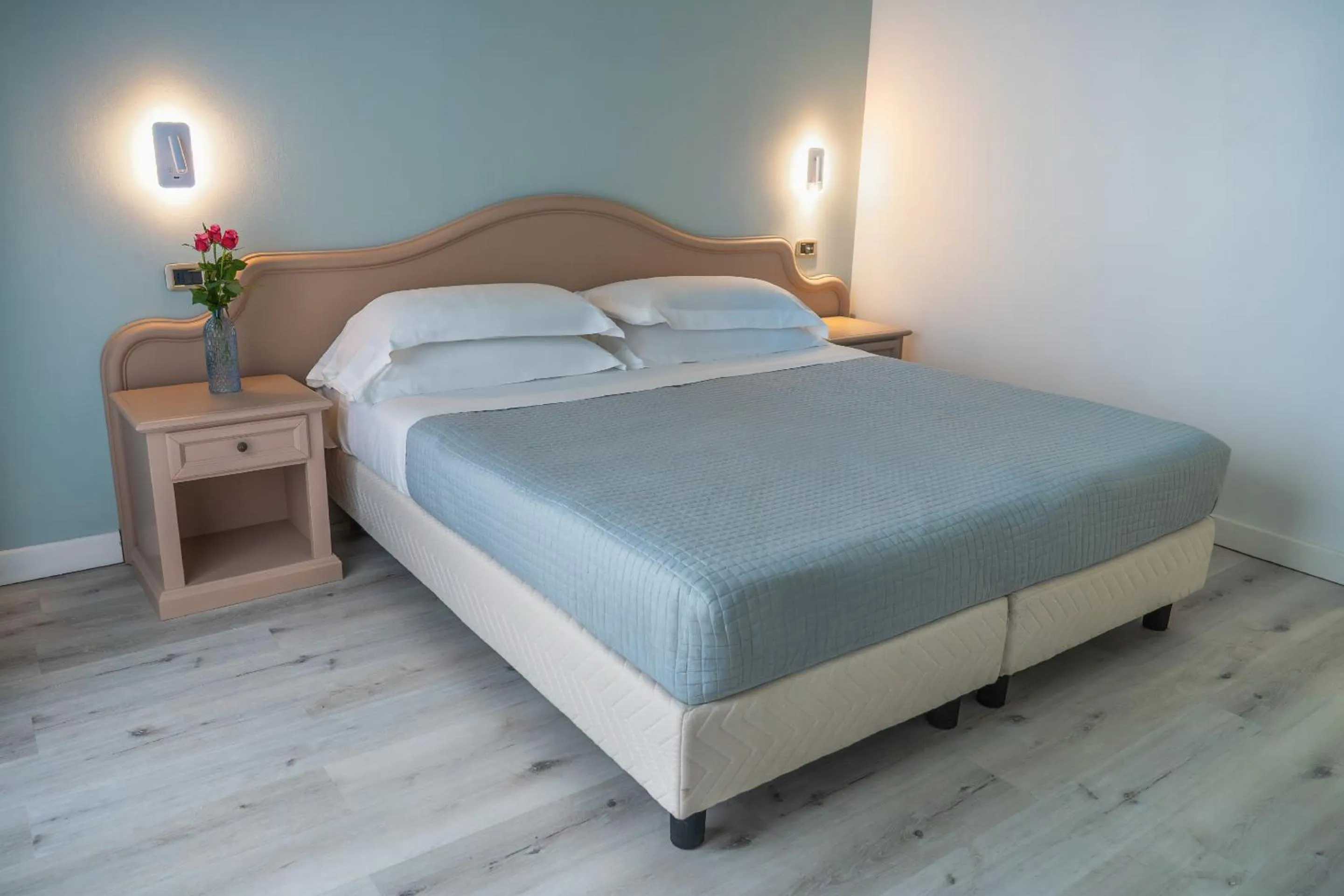 Bedroom, Bed in AHG Riva Del Sole Hotel - Adults Only