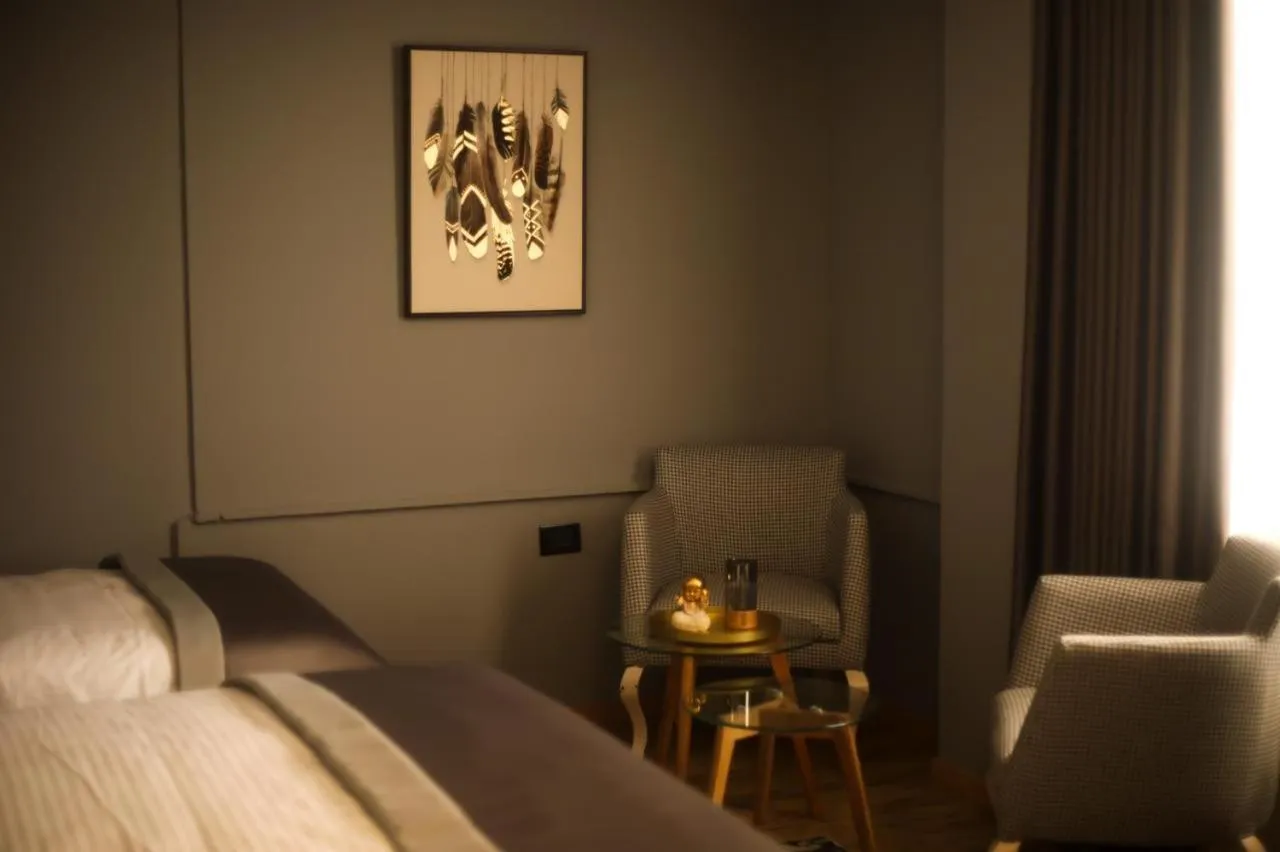 Bedroom in Triss Hotel