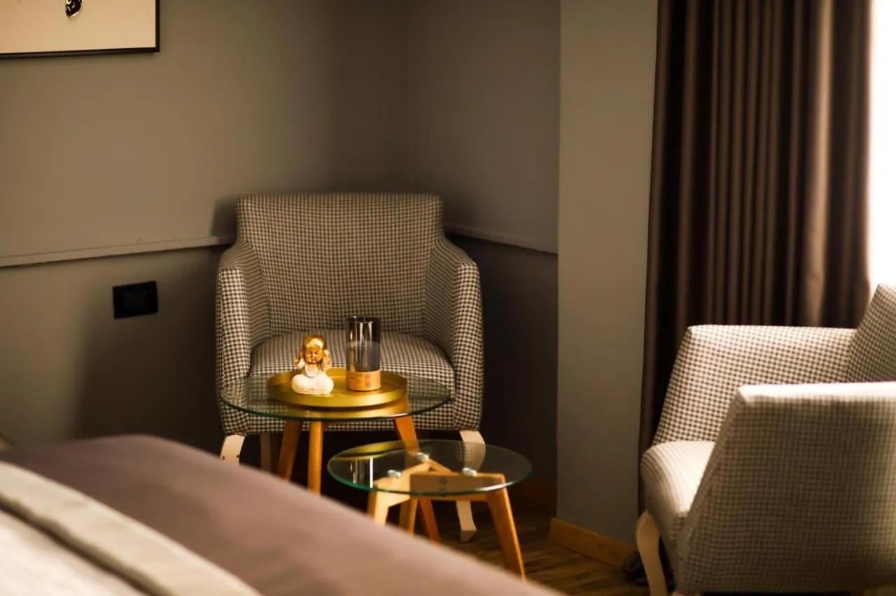 Seating area in Triss Hotel