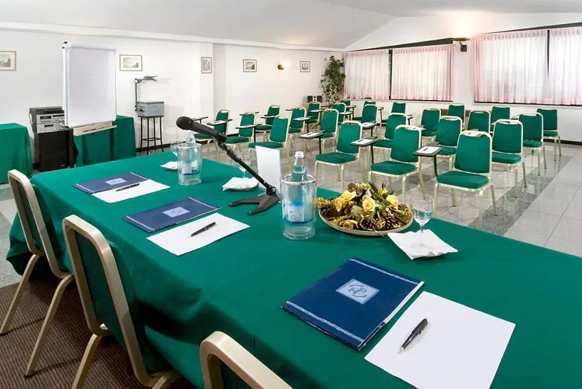 Business facilities in Park Hotel Cattolica & Restaurant